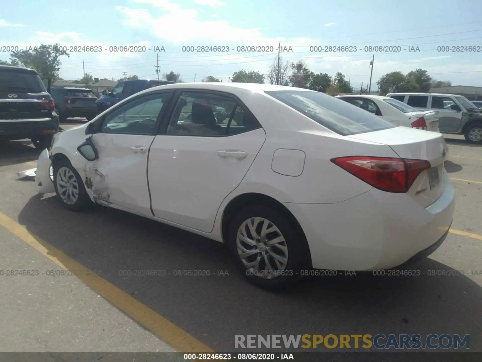 3 Photograph of a damaged car 2T1BURHE8KC135849 TOYOTA COROLLA 2019