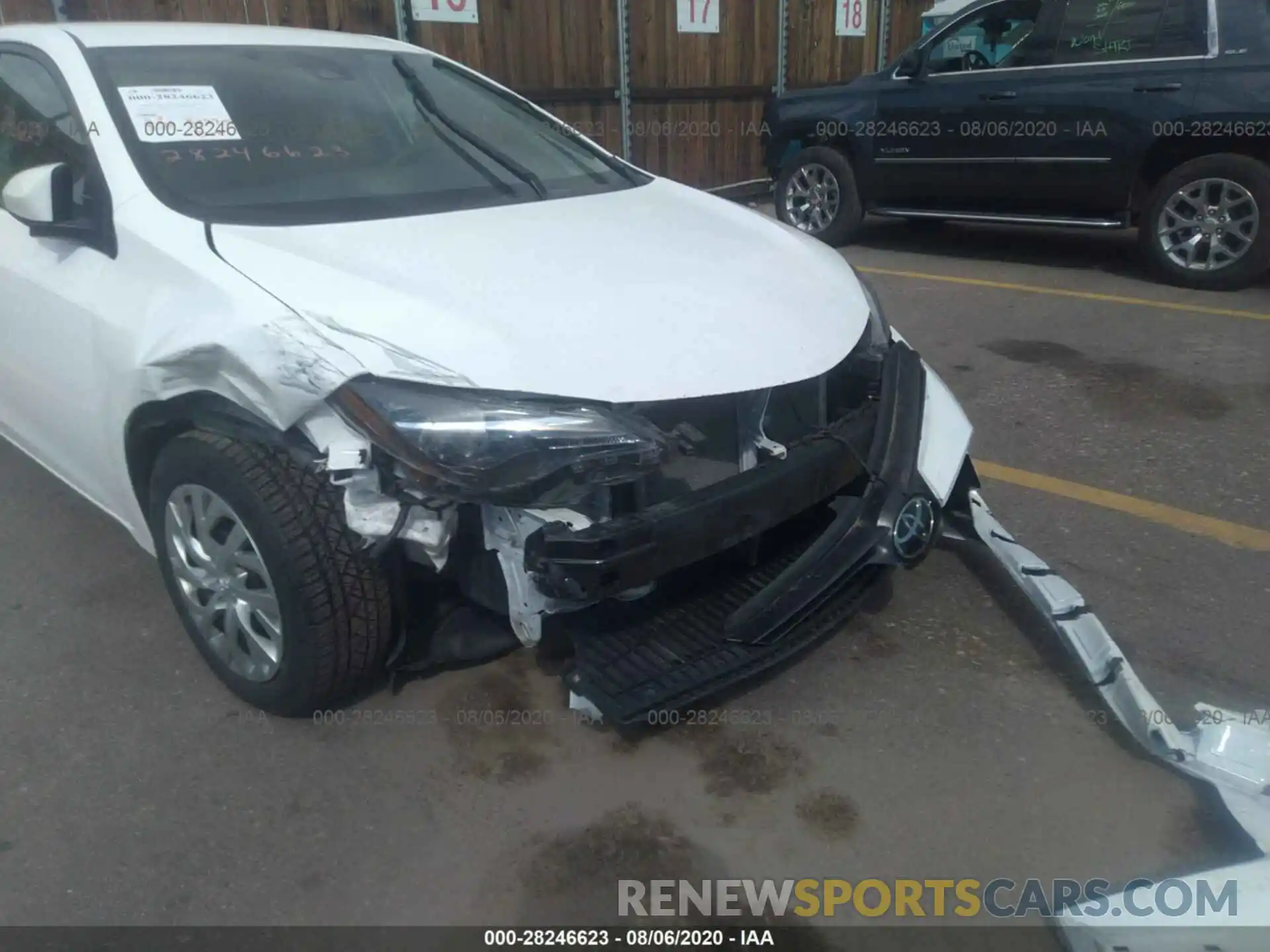 6 Photograph of a damaged car 2T1BURHE8KC135849 TOYOTA COROLLA 2019