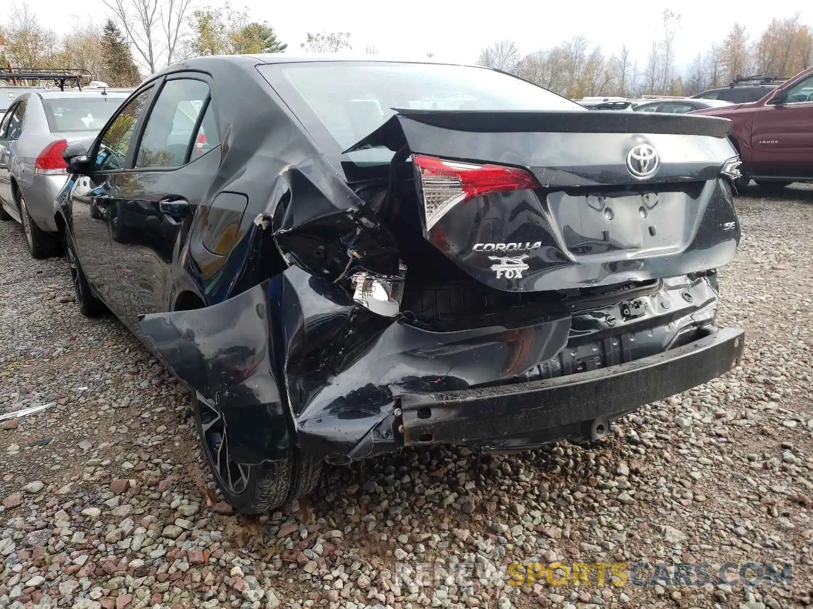 3 Photograph of a damaged car 2T1BURHE8KC135902 TOYOTA COROLLA 2019