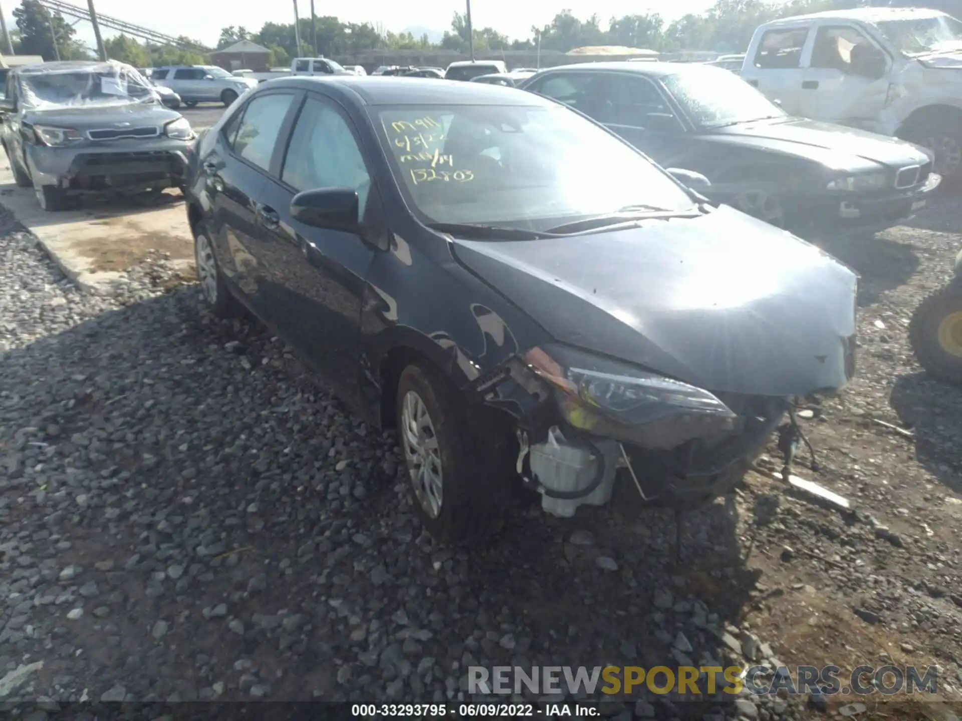 1 Photograph of a damaged car 2T1BURHE8KC136127 TOYOTA COROLLA 2019