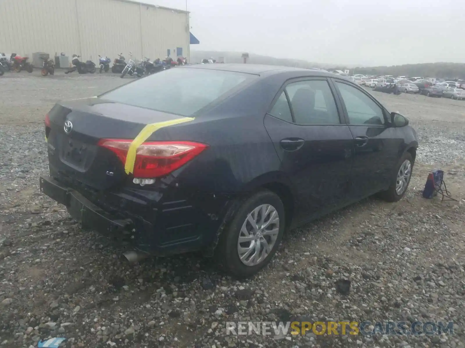 4 Photograph of a damaged car 2T1BURHE8KC136211 TOYOTA COROLLA 2019