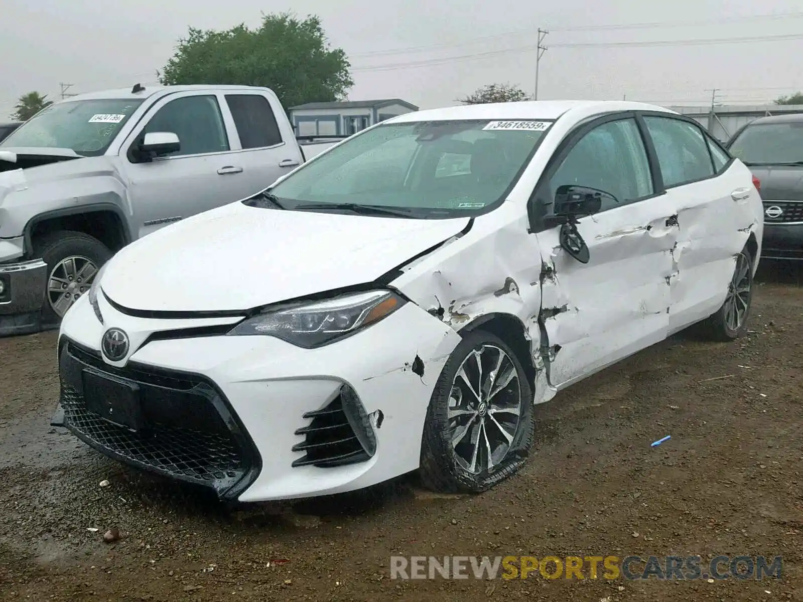 2 Photograph of a damaged car 2T1BURHE8KC136824 TOYOTA COROLLA 2019