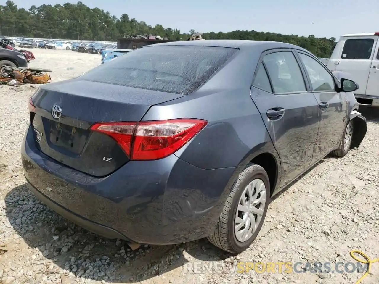 4 Photograph of a damaged car 2T1BURHE8KC138007 TOYOTA COROLLA 2019