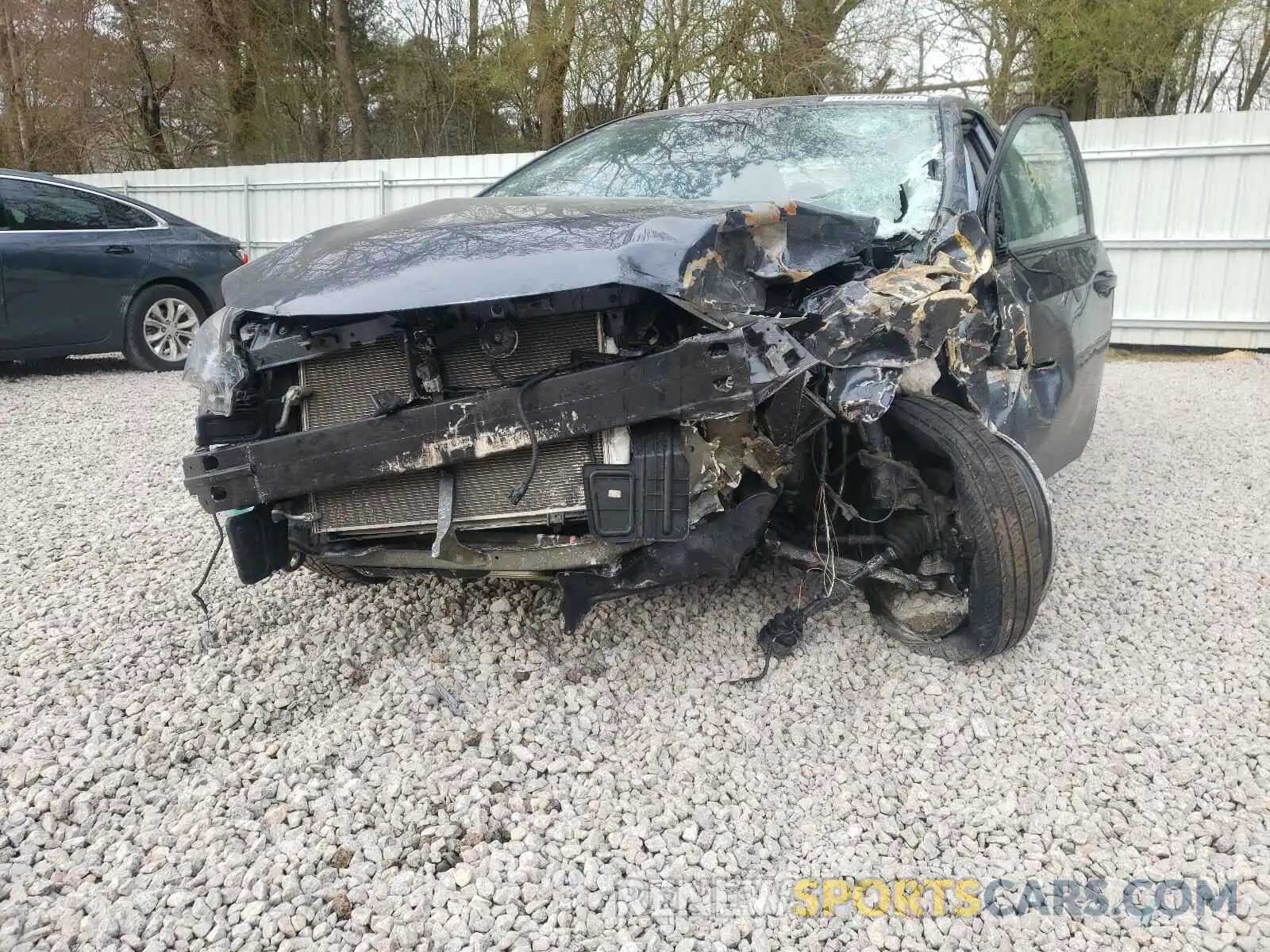 9 Photograph of a damaged car 2T1BURHE8KC138461 TOYOTA COROLLA 2019