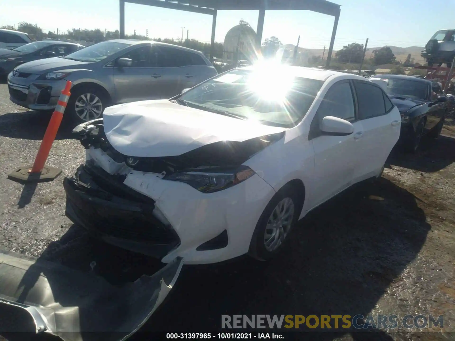 2 Photograph of a damaged car 2T1BURHE8KC138637 TOYOTA COROLLA 2019