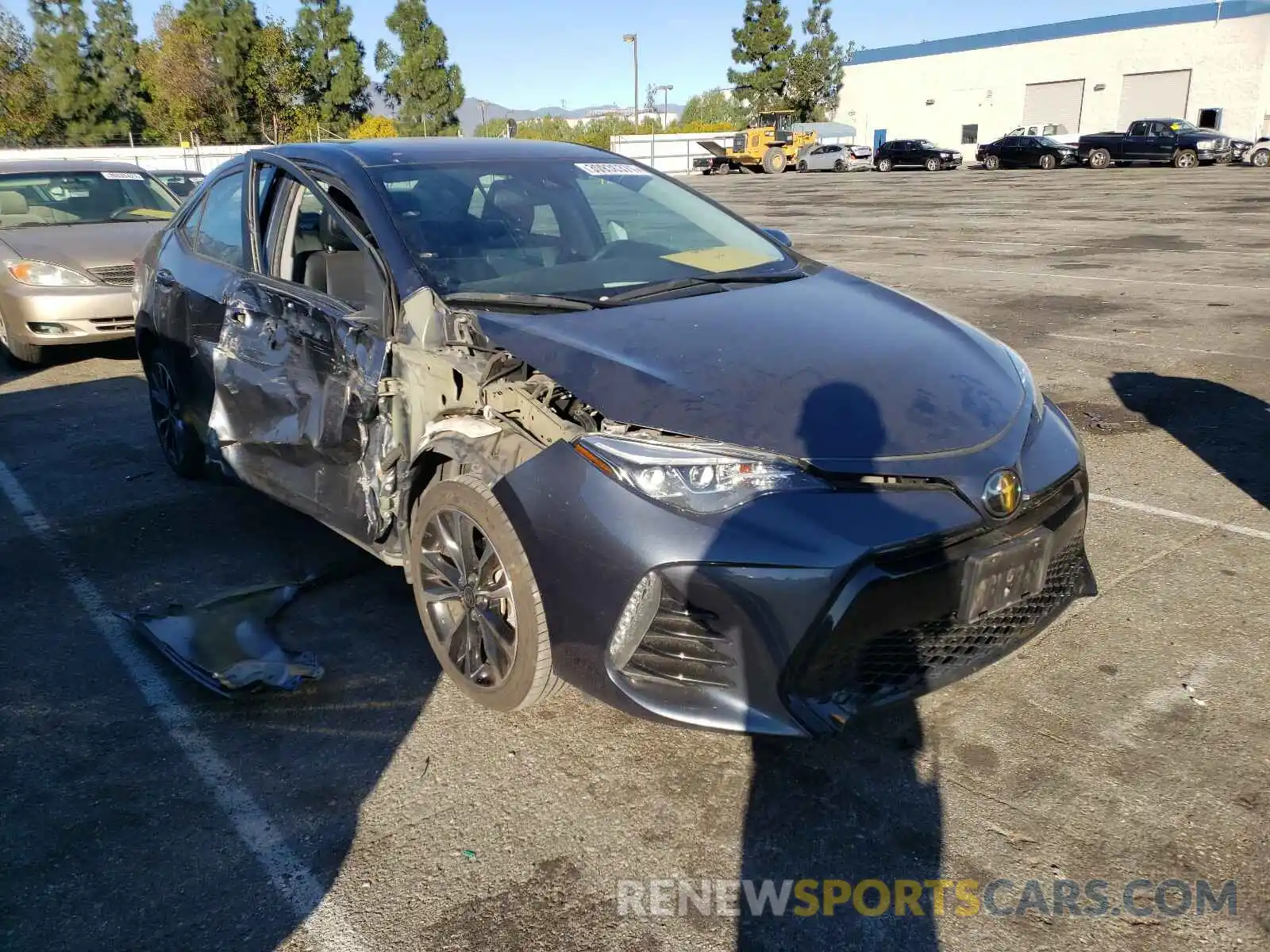 1 Photograph of a damaged car 2T1BURHE8KC138847 TOYOTA COROLLA 2019