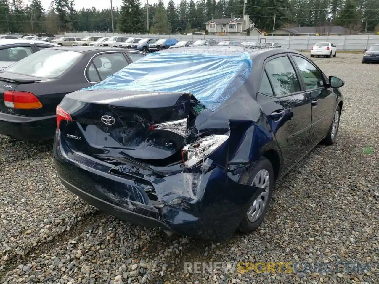 4 Photograph of a damaged car 2T1BURHE8KC139089 TOYOTA COROLLA 2019