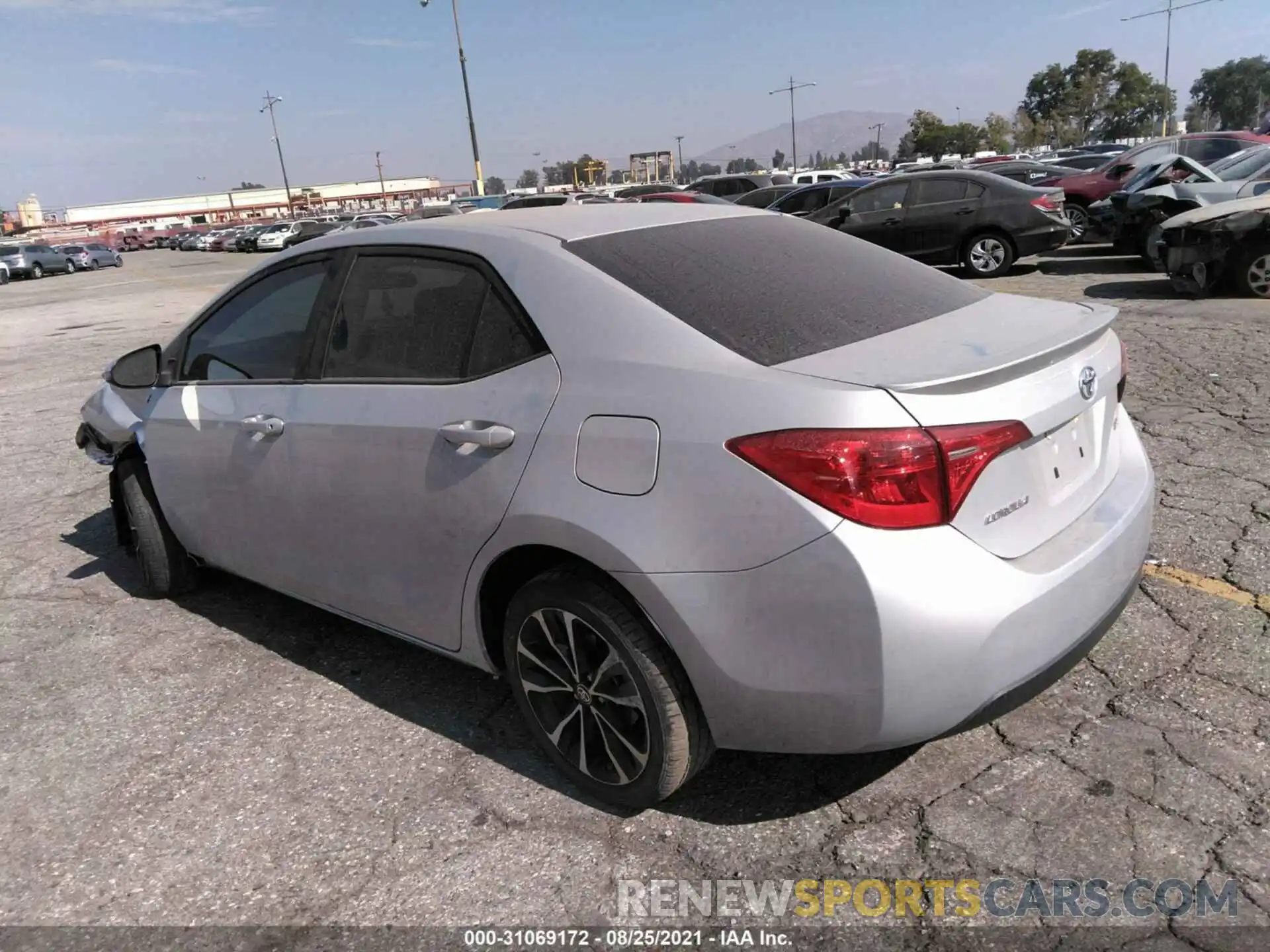 3 Photograph of a damaged car 2T1BURHE8KC139495 TOYOTA COROLLA 2019