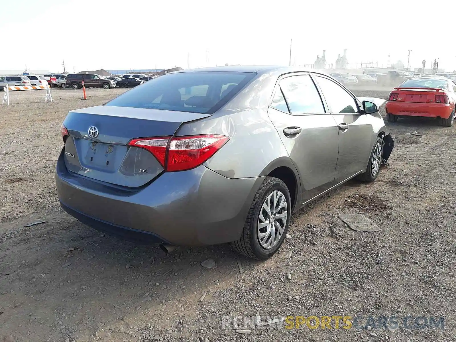 4 Photograph of a damaged car 2T1BURHE8KC139674 TOYOTA COROLLA 2019