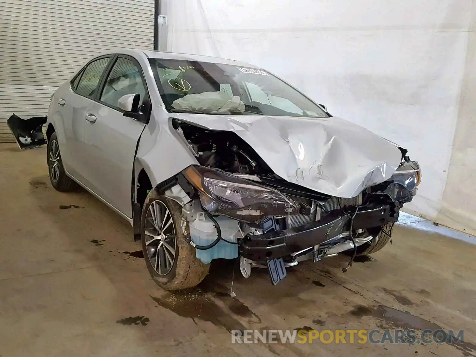 1 Photograph of a damaged car 2T1BURHE8KC140114 TOYOTA COROLLA 2019