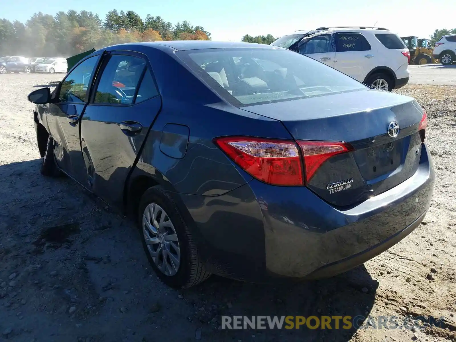 3 Photograph of a damaged car 2T1BURHE8KC140128 TOYOTA COROLLA 2019