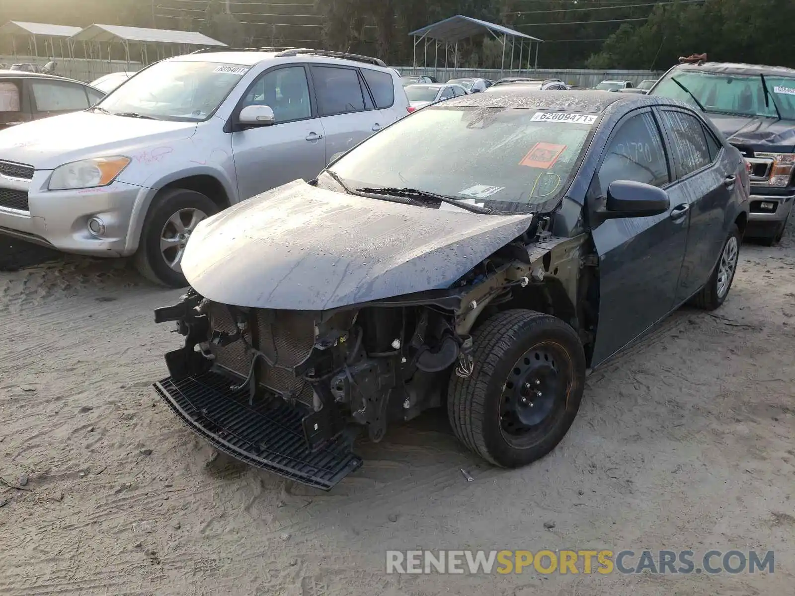 2 Photograph of a damaged car 2T1BURHE8KC140212 TOYOTA COROLLA 2019