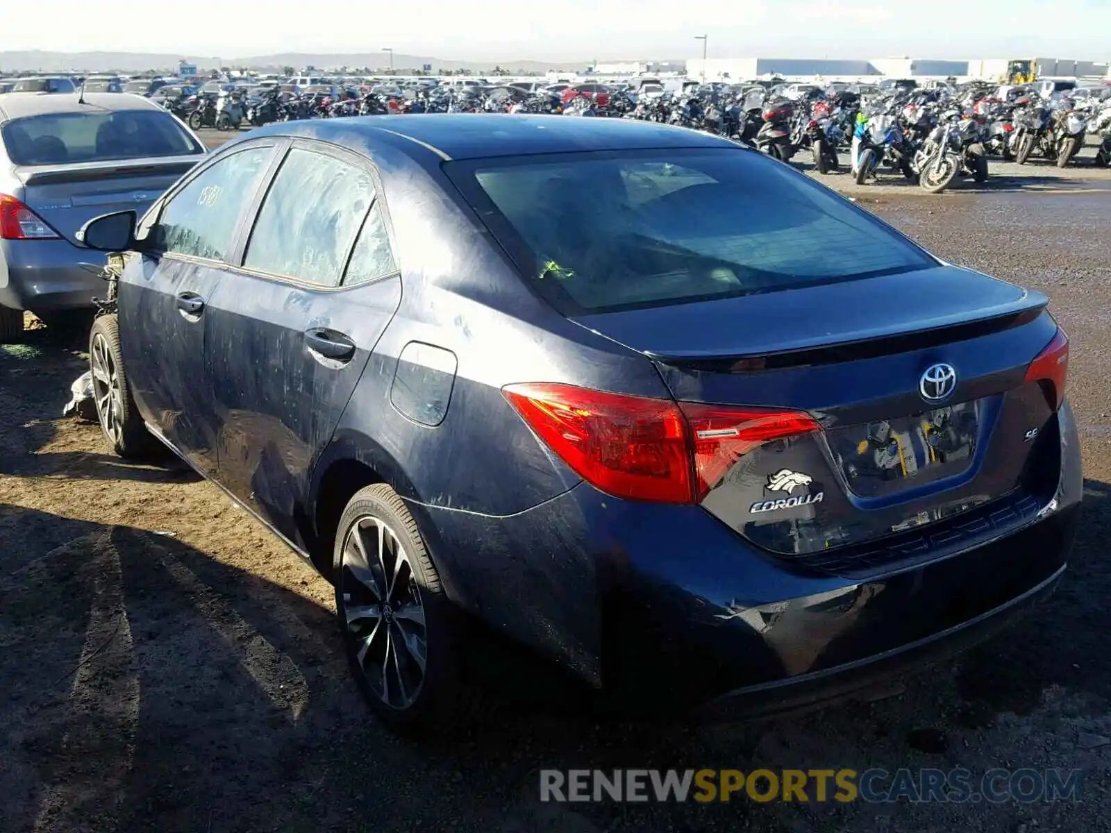 3 Photograph of a damaged car 2T1BURHE8KC141313 TOYOTA COROLLA 2019