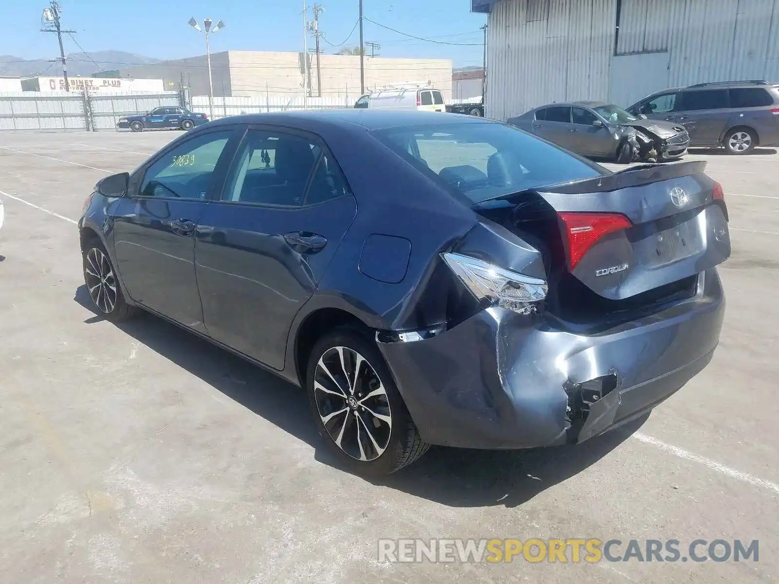 3 Photograph of a damaged car 2T1BURHE8KC142199 TOYOTA COROLLA 2019