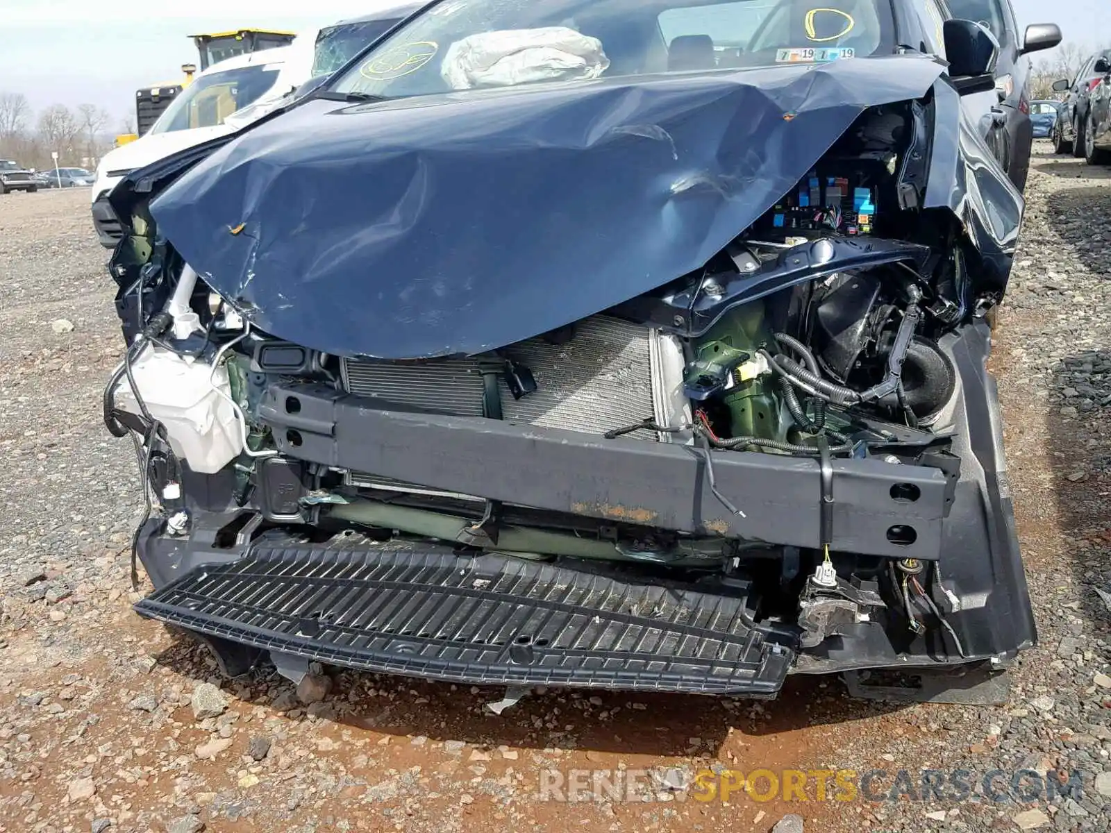 9 Photograph of a damaged car 2T1BURHE8KC142753 TOYOTA COROLLA 2019