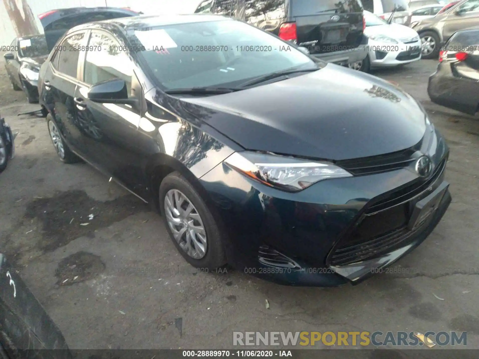 1 Photograph of a damaged car 2T1BURHE8KC143241 TOYOTA COROLLA 2019