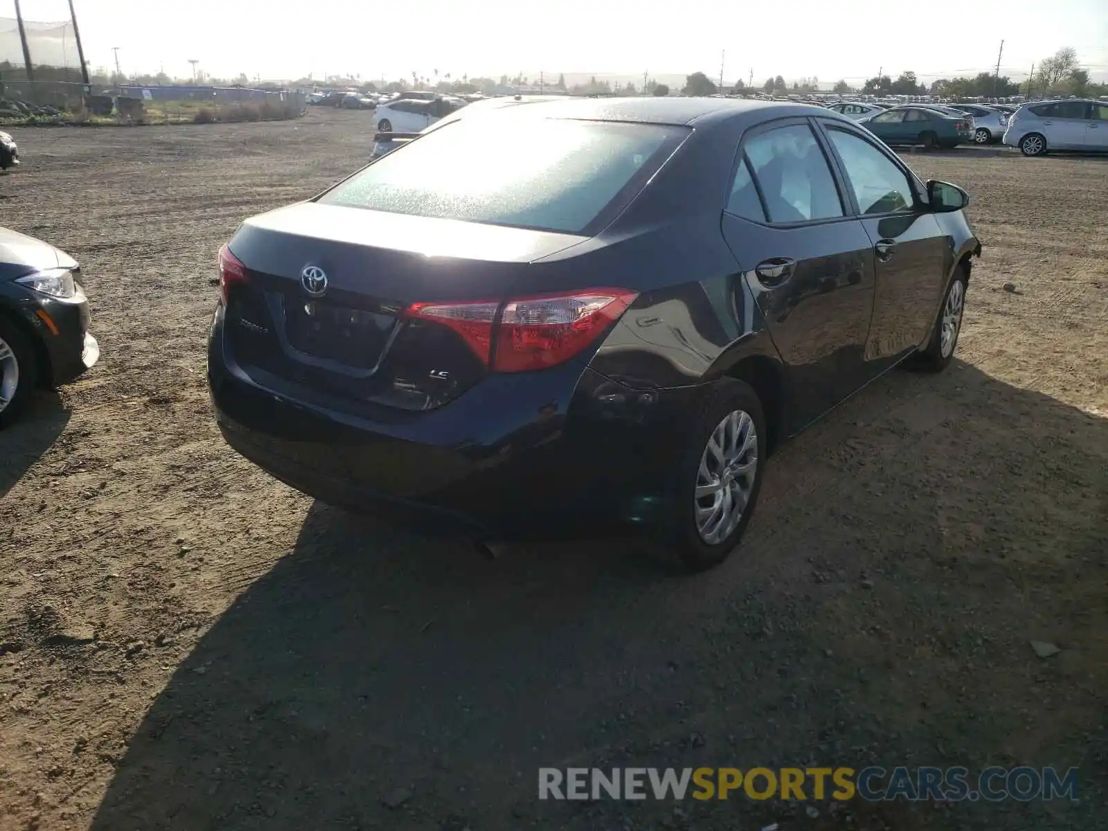 4 Photograph of a damaged car 2T1BURHE8KC143434 TOYOTA COROLLA 2019