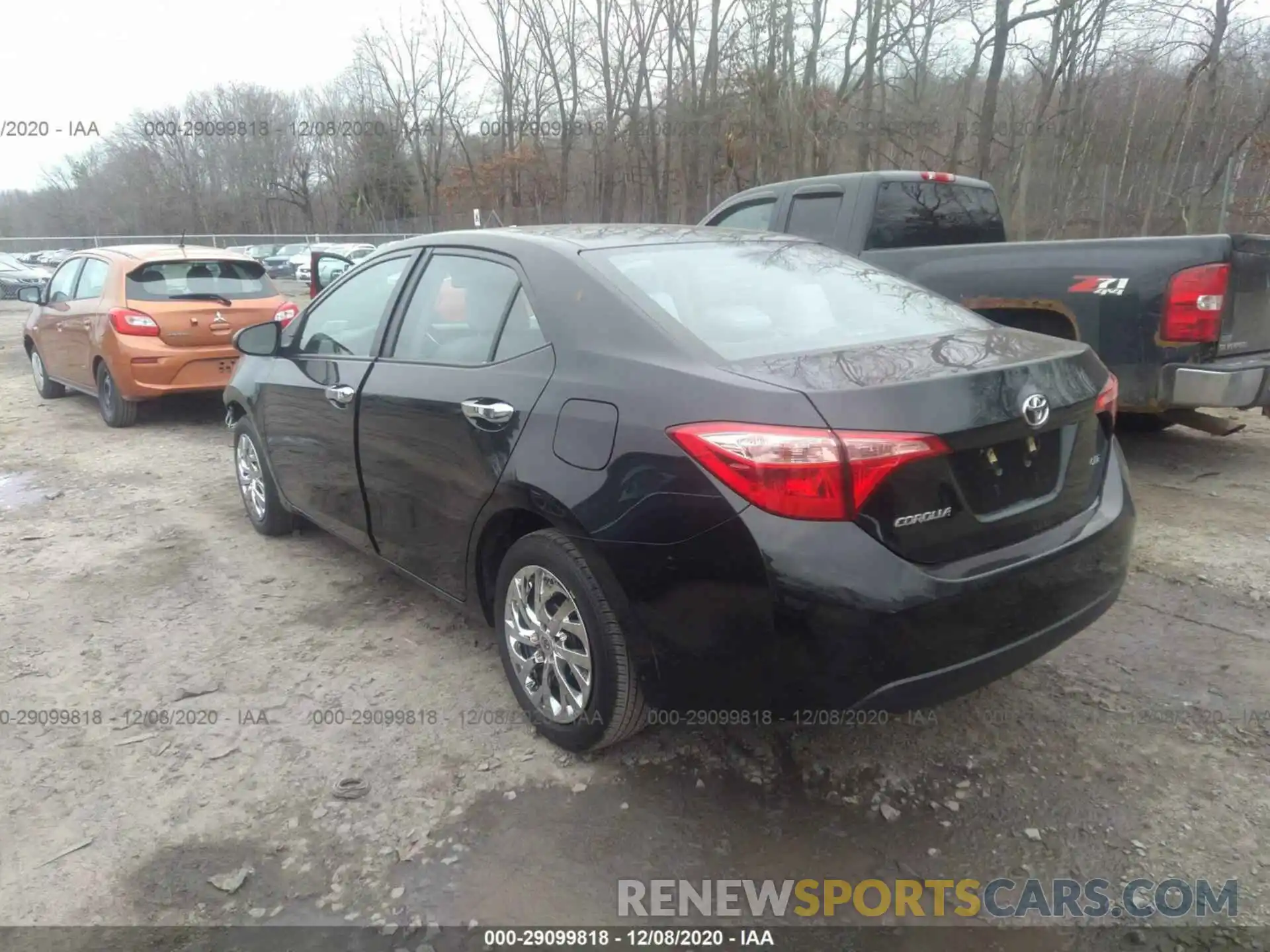 3 Photograph of a damaged car 2T1BURHE8KC143496 TOYOTA COROLLA 2019