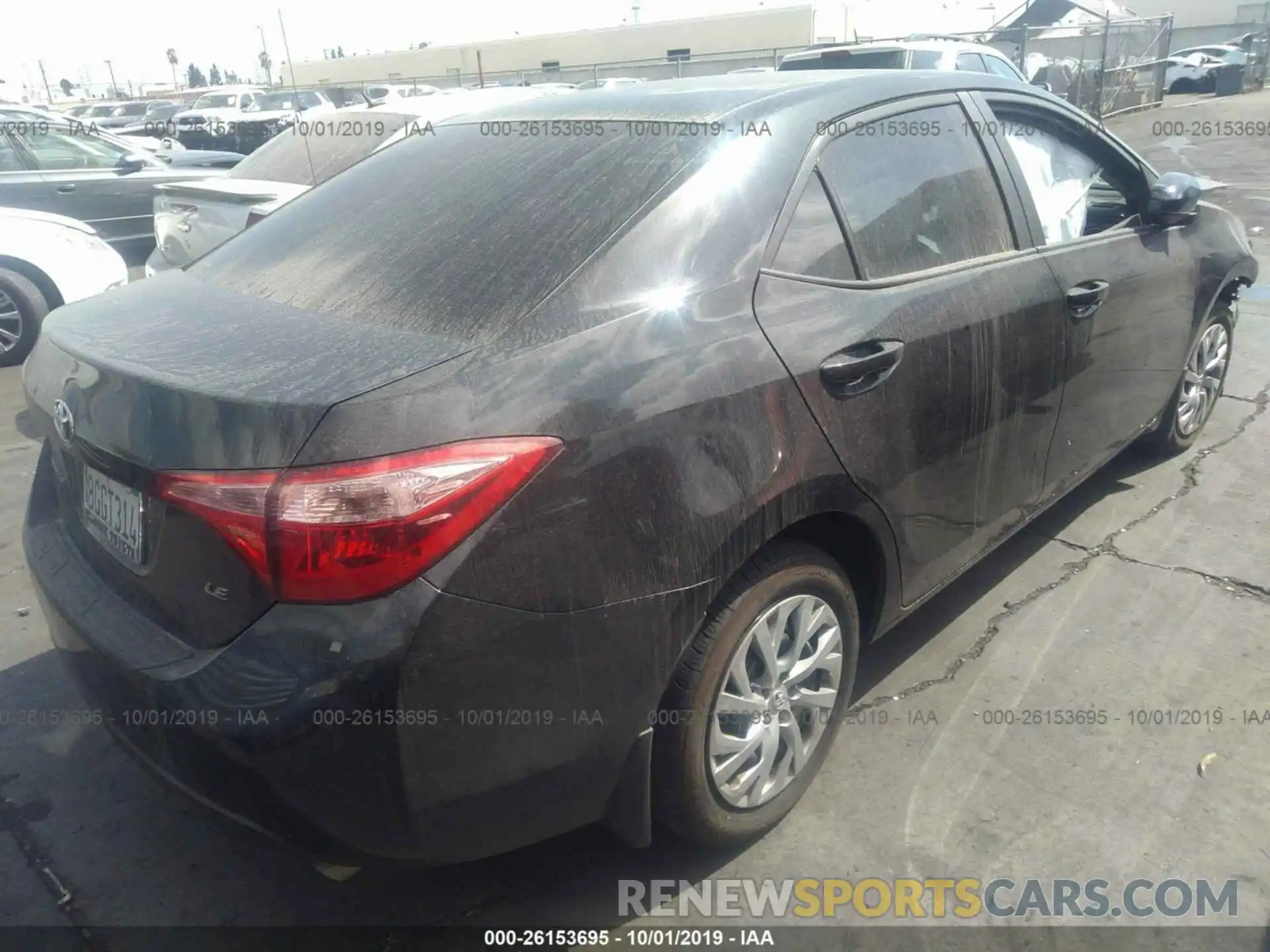 4 Photograph of a damaged car 2T1BURHE8KC144082 TOYOTA COROLLA 2019