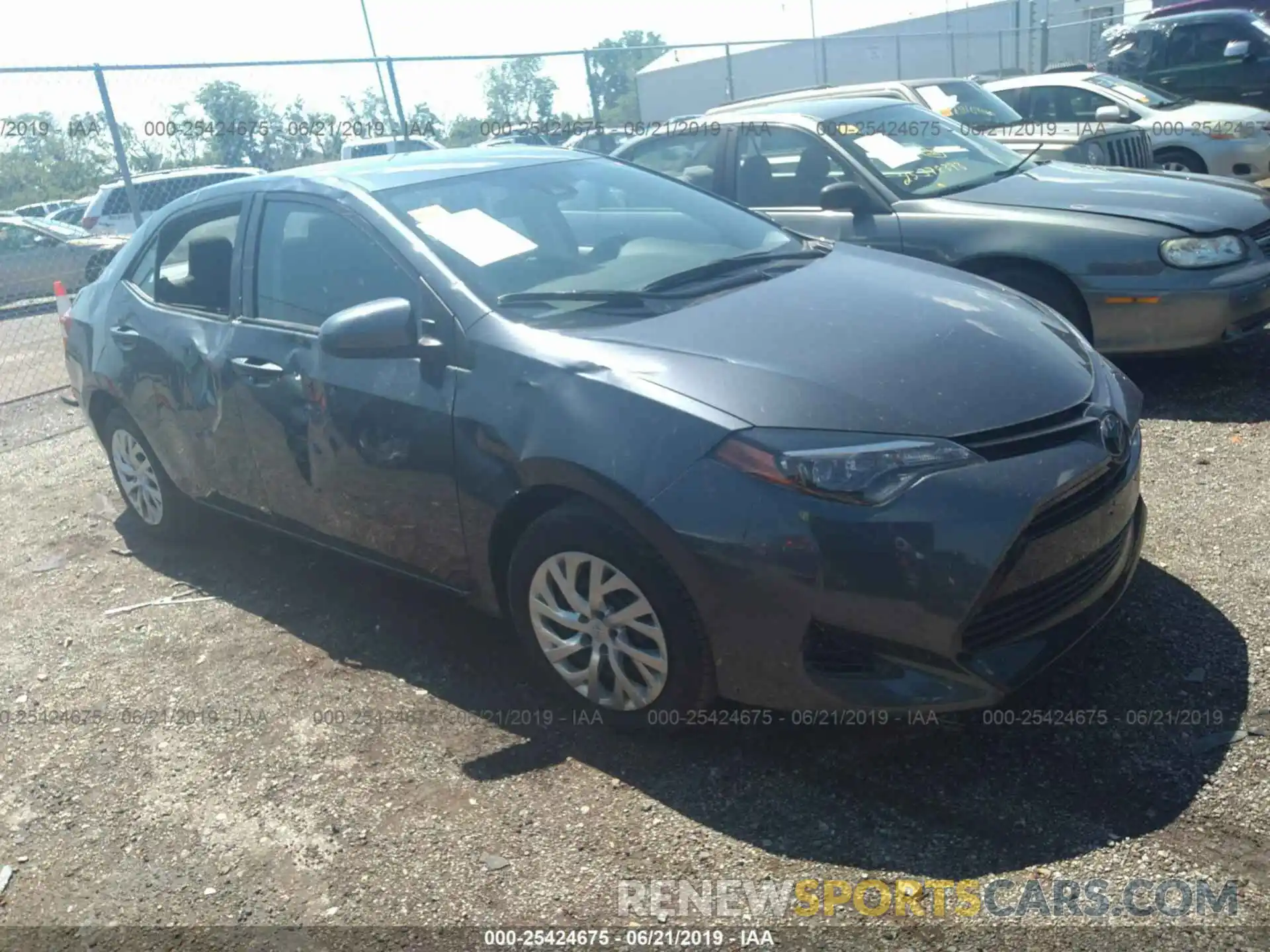 1 Photograph of a damaged car 2T1BURHE8KC145247 TOYOTA COROLLA 2019