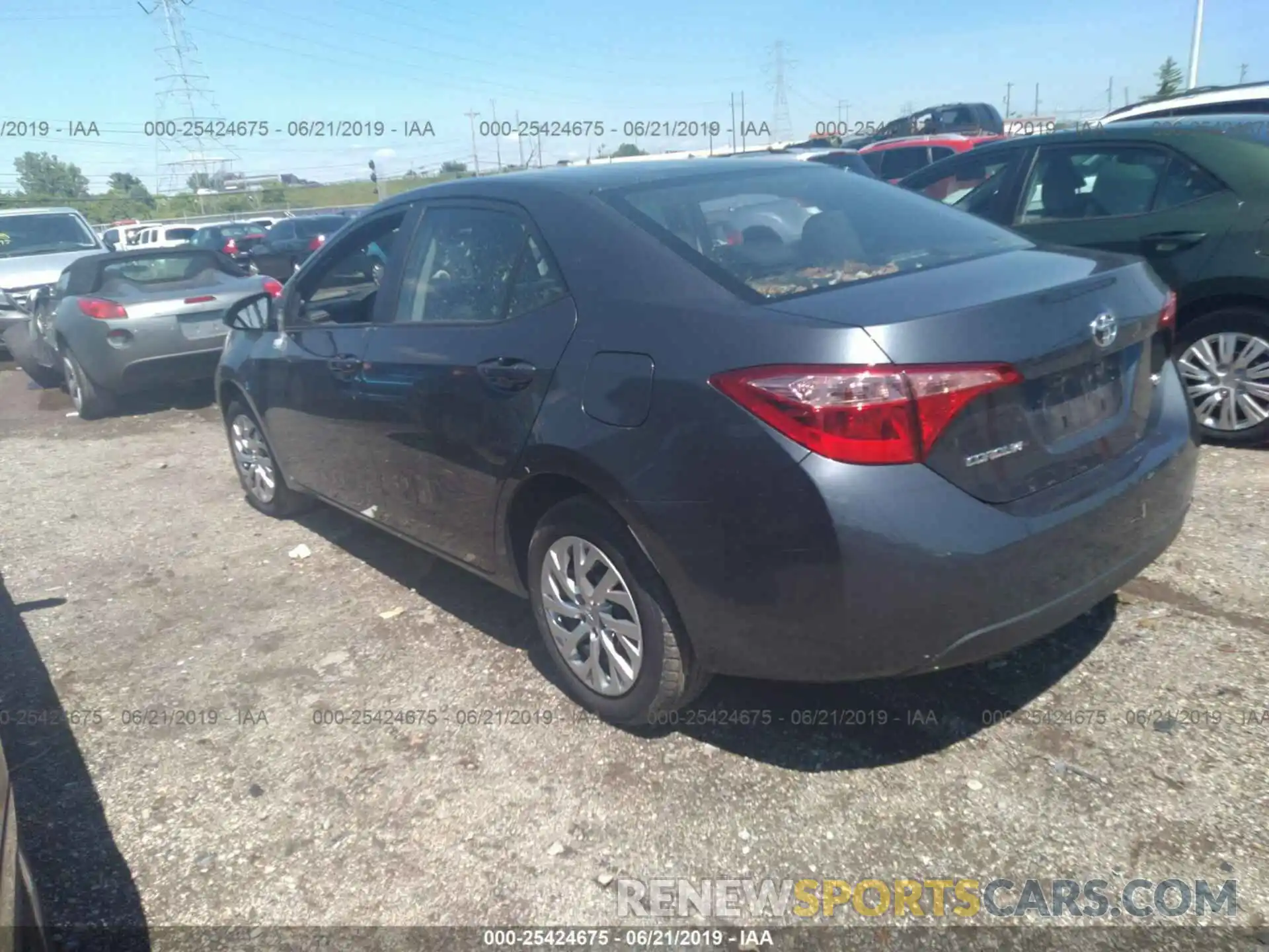 3 Photograph of a damaged car 2T1BURHE8KC145247 TOYOTA COROLLA 2019