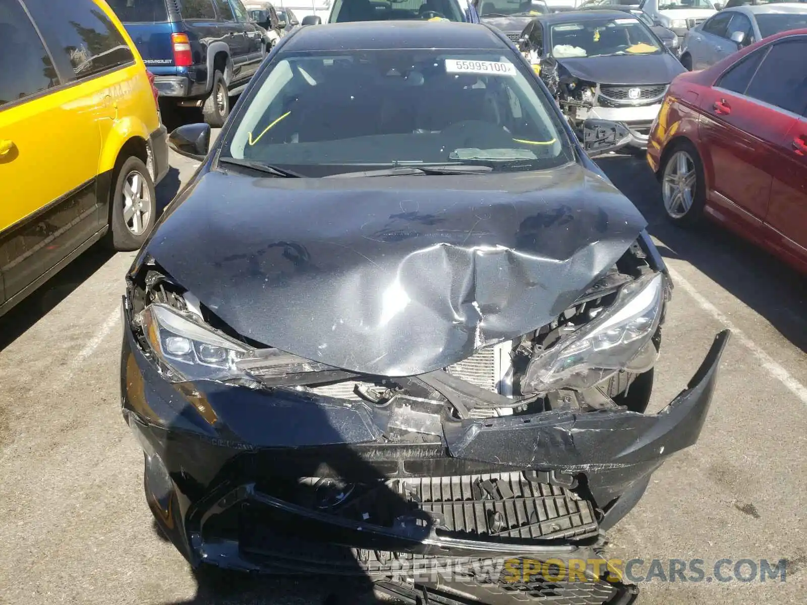 9 Photograph of a damaged car 2T1BURHE8KC145376 TOYOTA COROLLA 2019