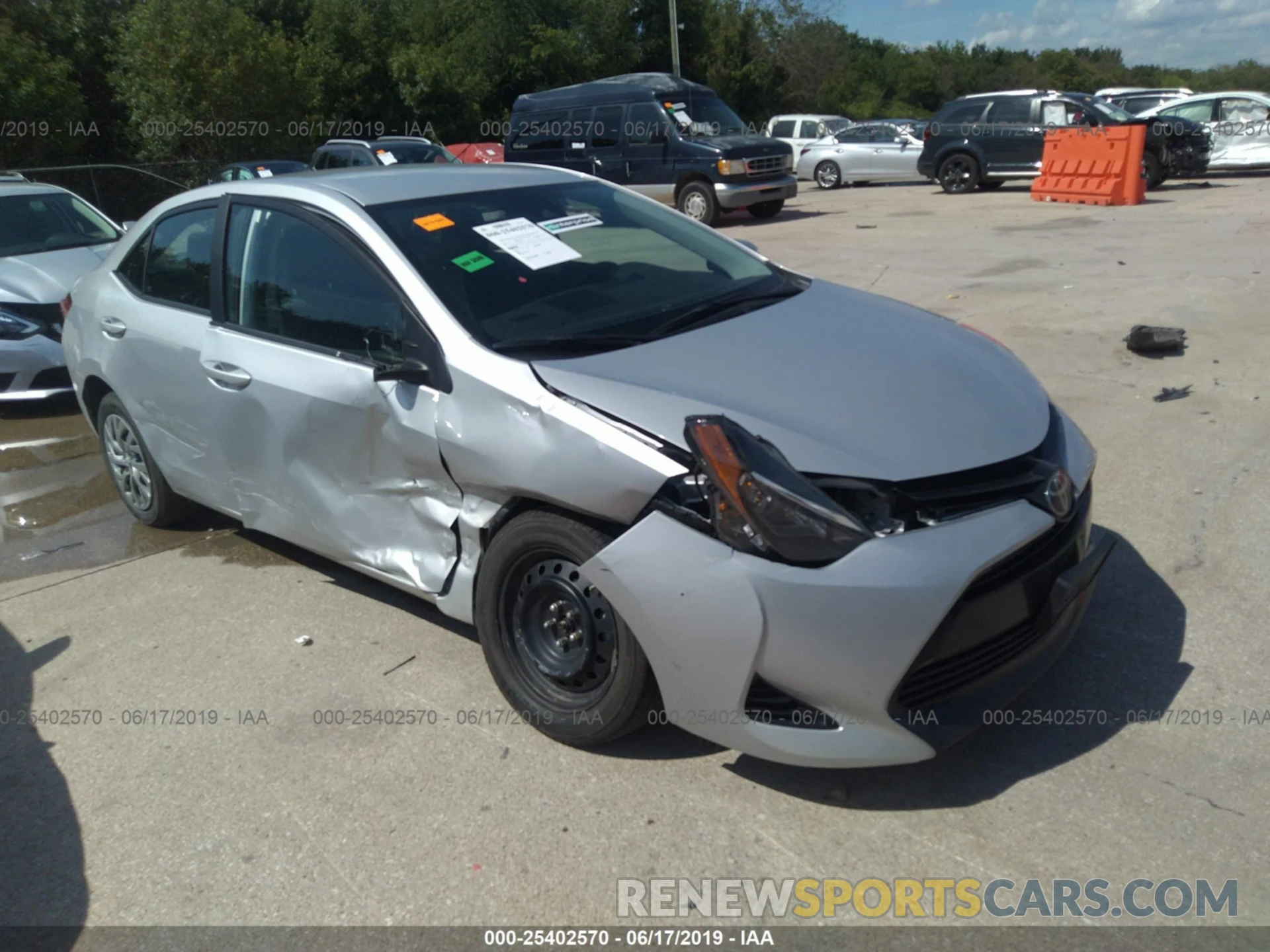 1 Photograph of a damaged car 2T1BURHE8KC146219 TOYOTA COROLLA 2019