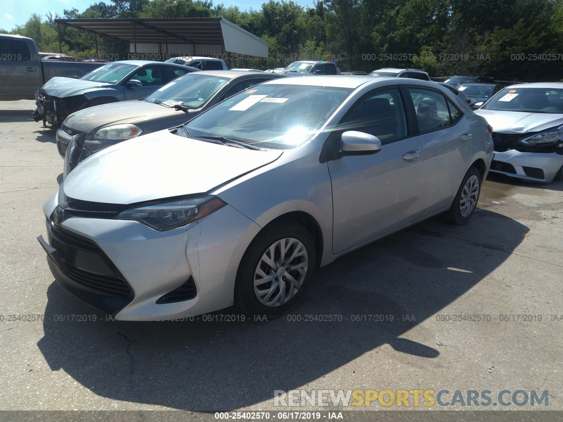 2 Photograph of a damaged car 2T1BURHE8KC146219 TOYOTA COROLLA 2019