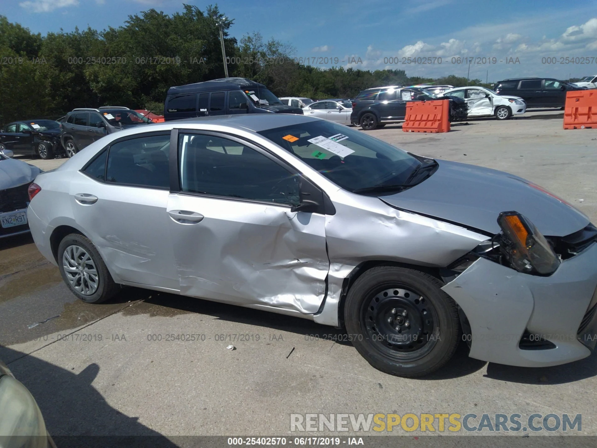 6 Photograph of a damaged car 2T1BURHE8KC146219 TOYOTA COROLLA 2019