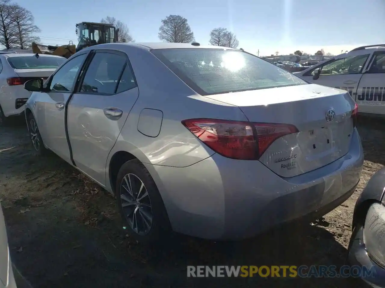 3 Photograph of a damaged car 2T1BURHE8KC146396 TOYOTA COROLLA 2019