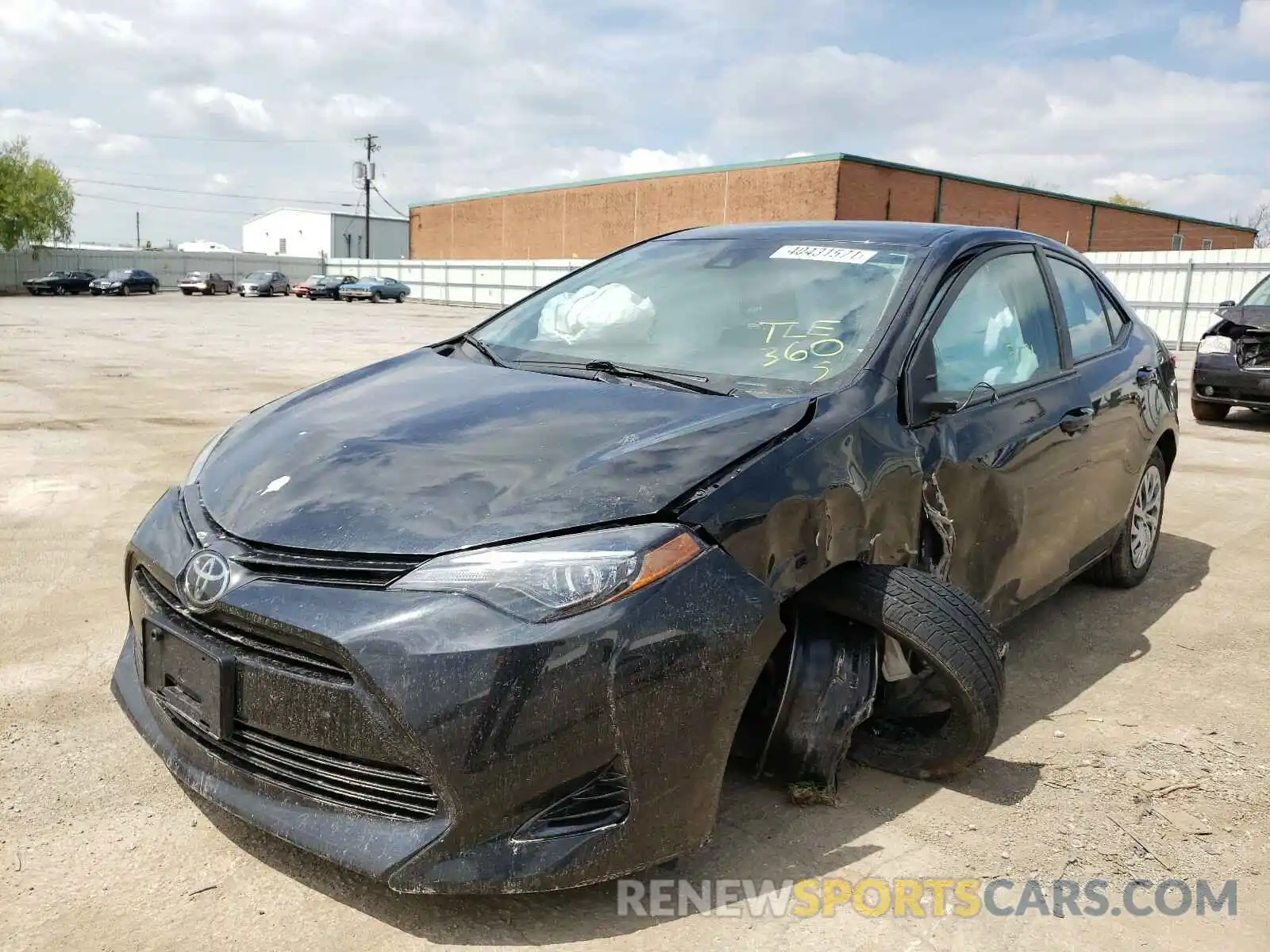 2 Photograph of a damaged car 2T1BURHE8KC147404 TOYOTA COROLLA 2019