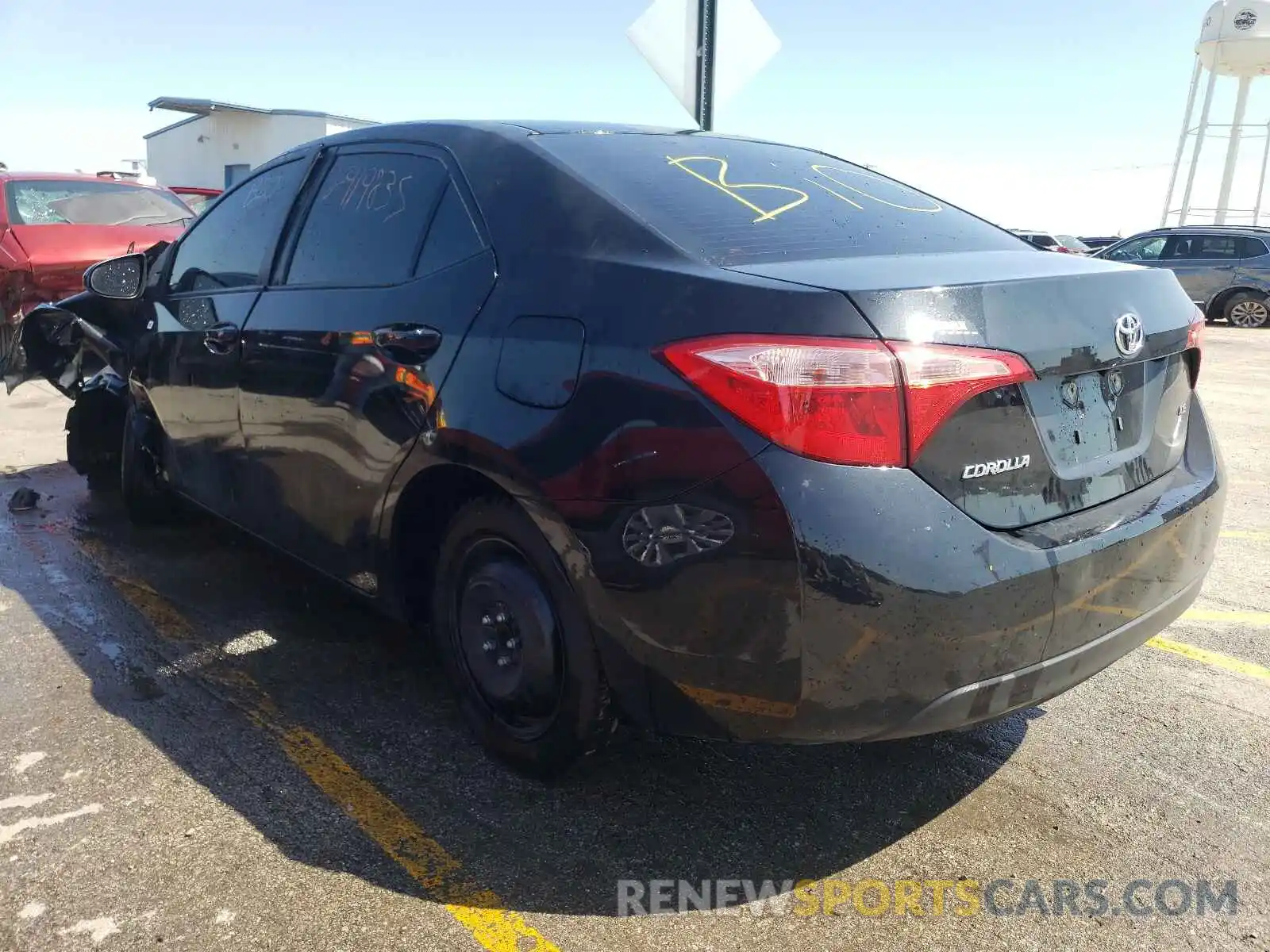 3 Photograph of a damaged car 2T1BURHE8KC147712 TOYOTA COROLLA 2019