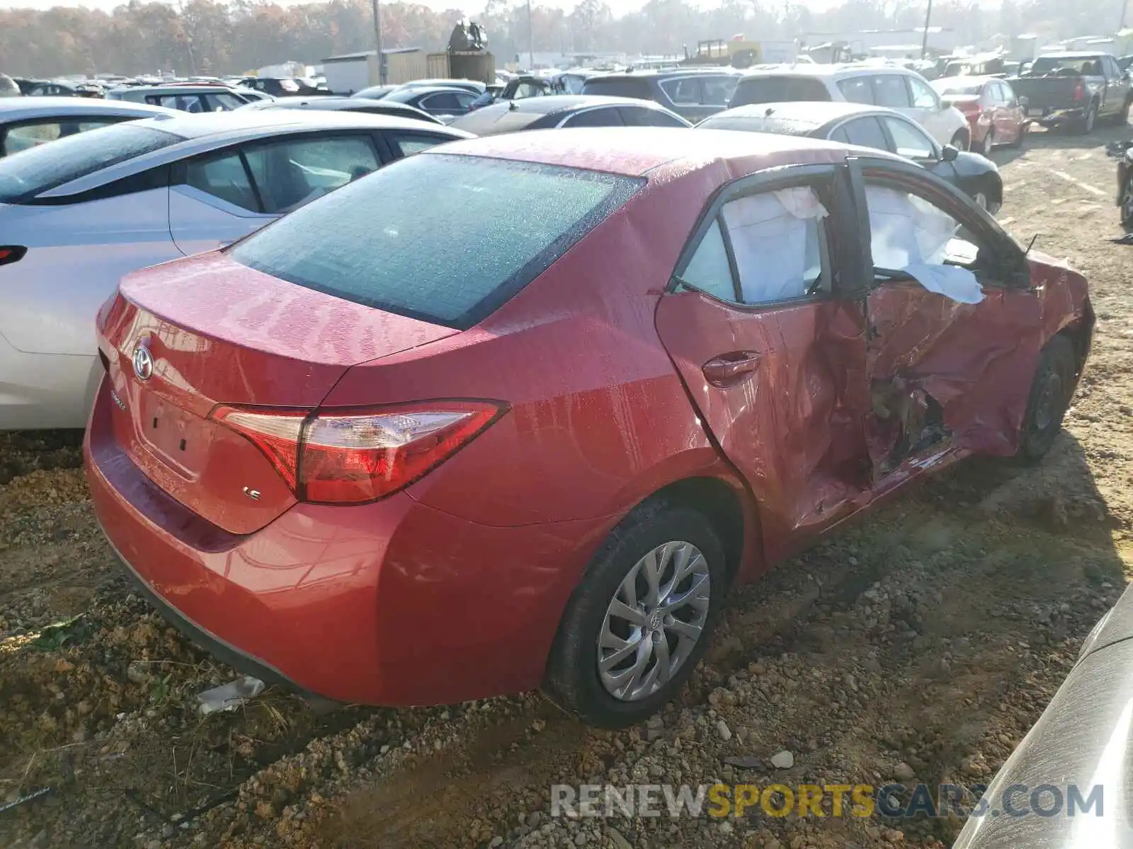 4 Photograph of a damaged car 2T1BURHE8KC148486 TOYOTA COROLLA 2019