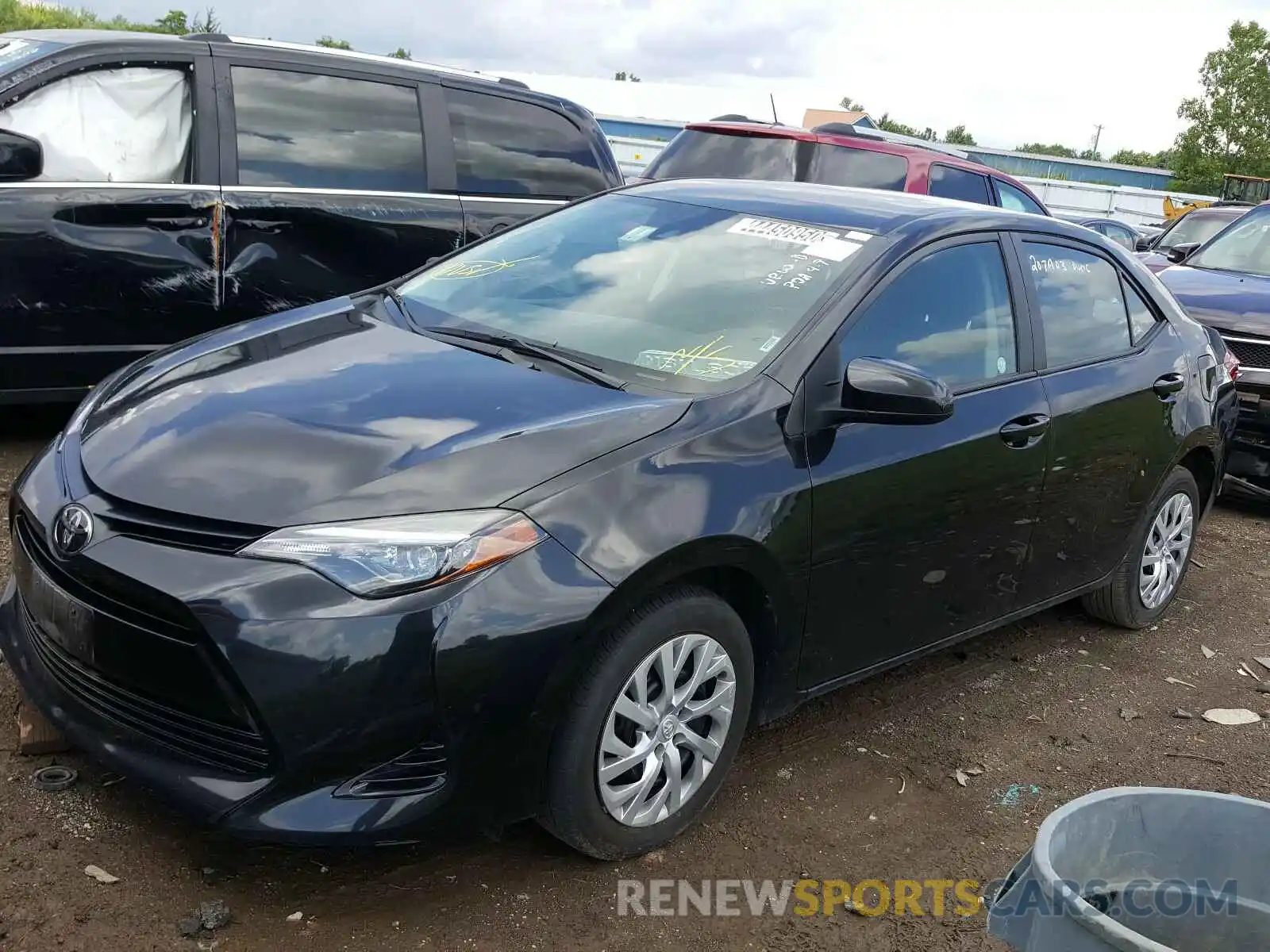 2 Photograph of a damaged car 2T1BURHE8KC148701 TOYOTA COROLLA 2019