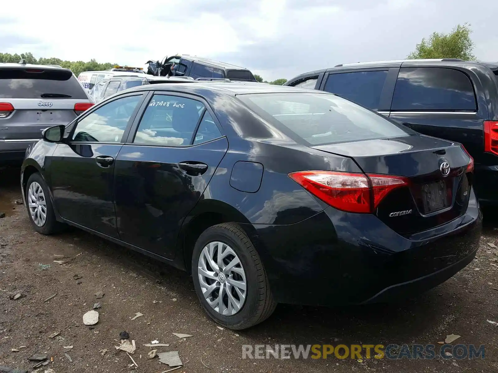 3 Photograph of a damaged car 2T1BURHE8KC148701 TOYOTA COROLLA 2019