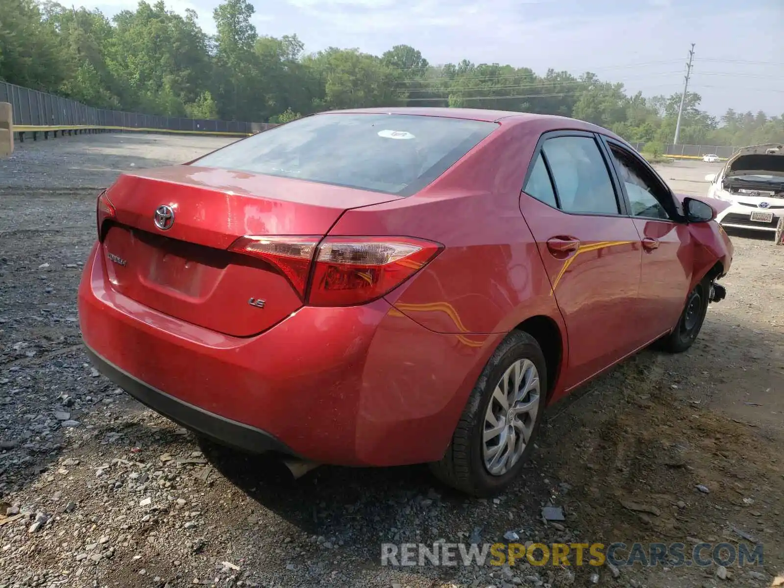 4 Photograph of a damaged car 2T1BURHE8KC149184 TOYOTA COROLLA 2019