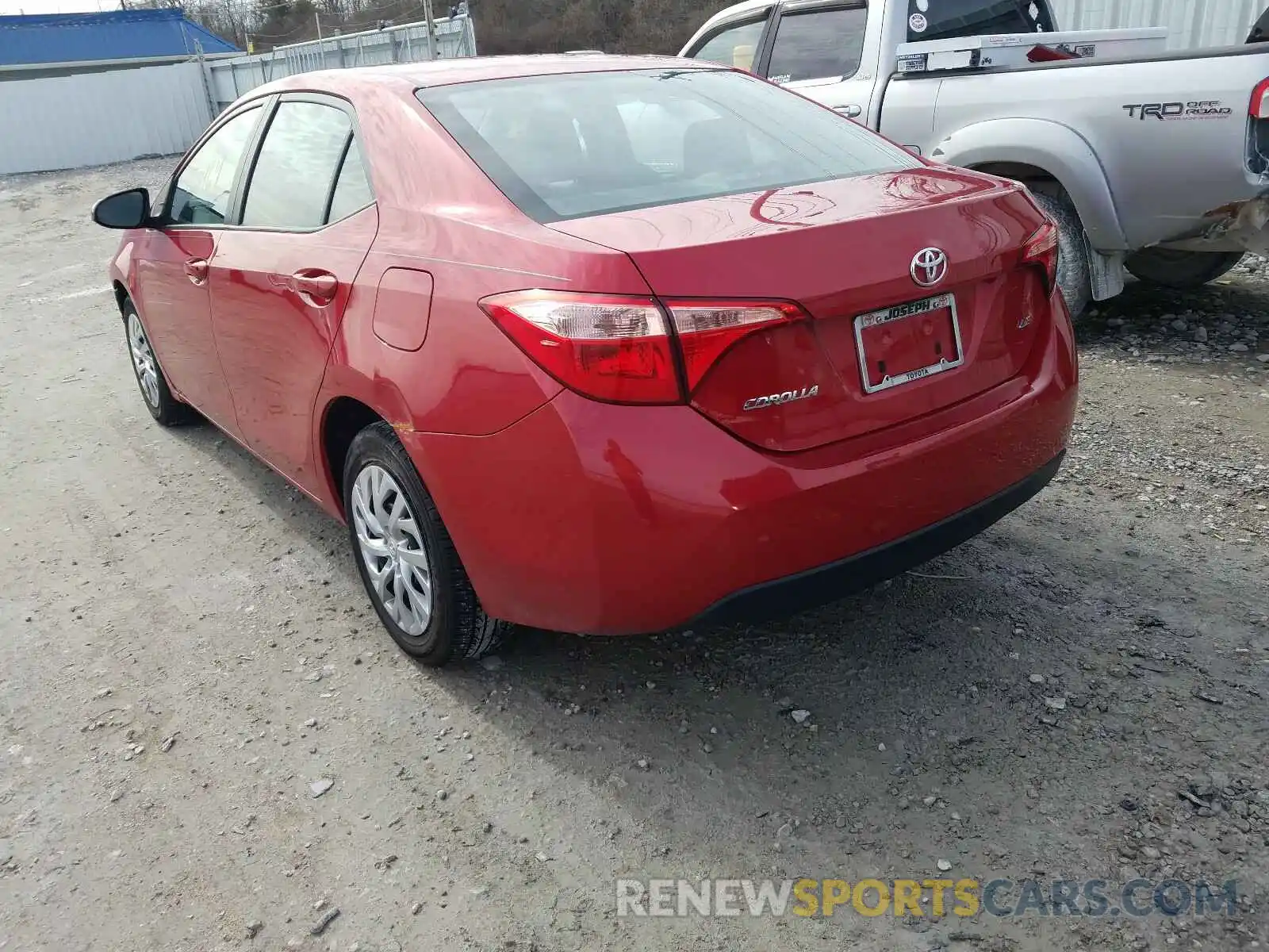 3 Photograph of a damaged car 2T1BURHE8KC149606 TOYOTA COROLLA 2019