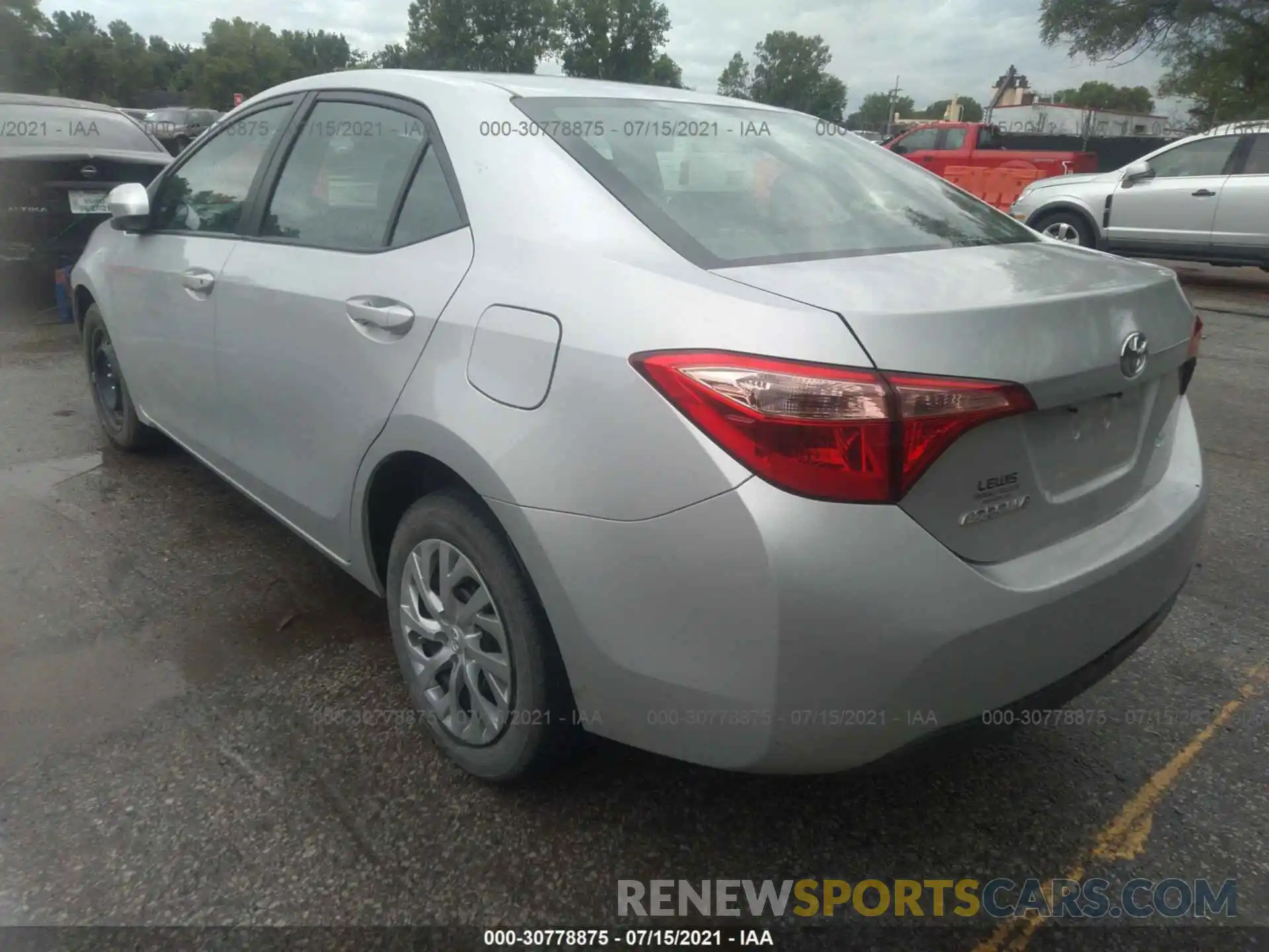 3 Photograph of a damaged car 2T1BURHE8KC149816 TOYOTA COROLLA 2019