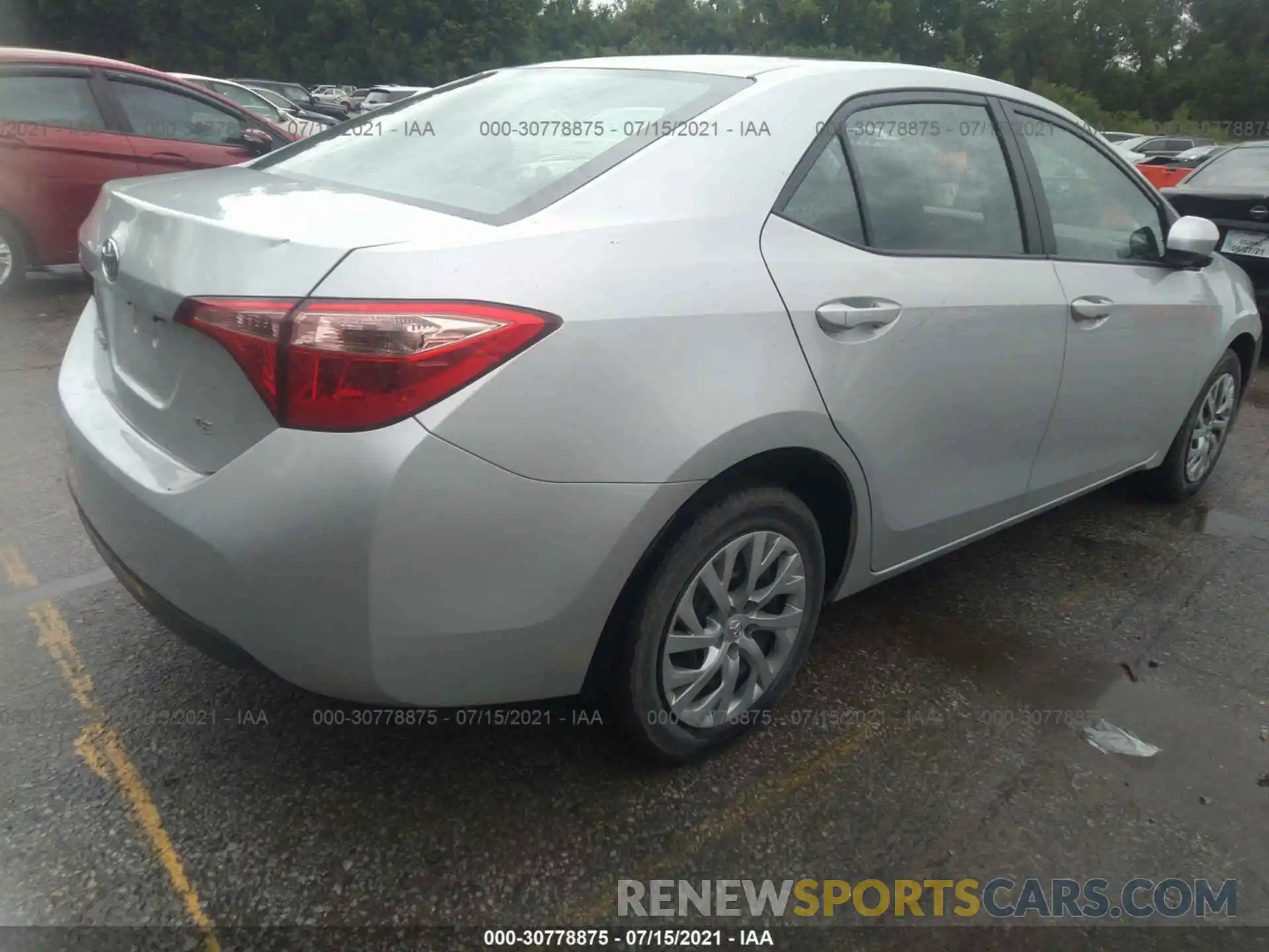 4 Photograph of a damaged car 2T1BURHE8KC149816 TOYOTA COROLLA 2019