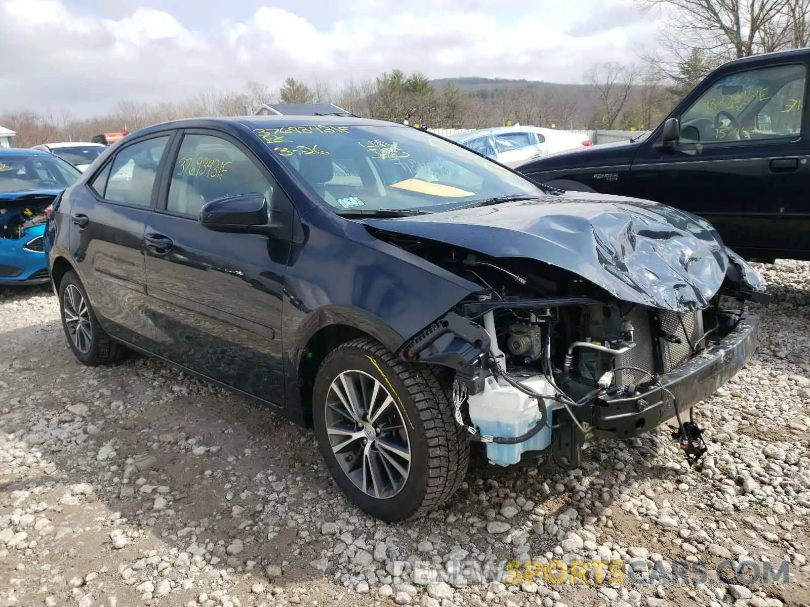 1 Фотография поврежденного автомобиля 2T1BURHE8KC151646 TOYOTA COROLLA 2019