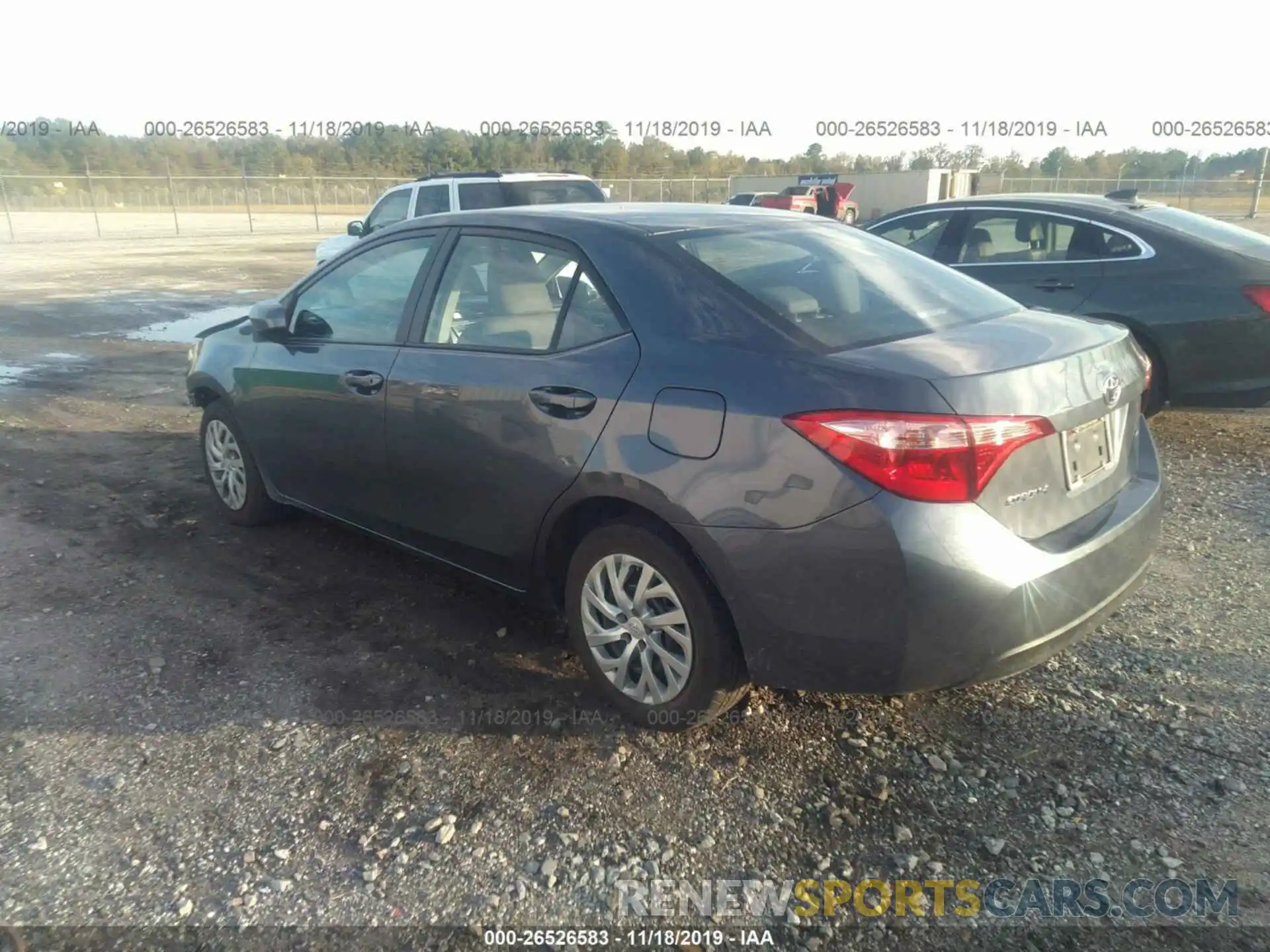 3 Photograph of a damaged car 2T1BURHE8KC151775 TOYOTA COROLLA 2019