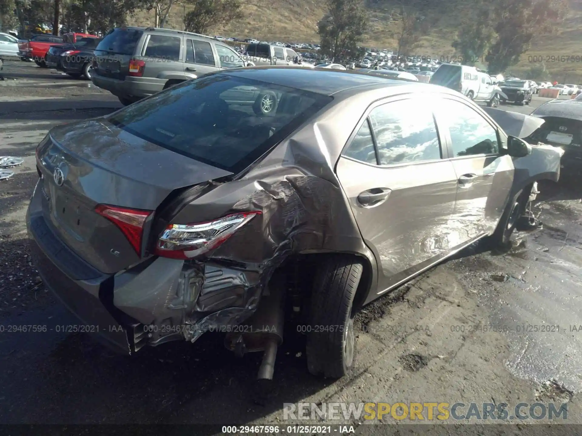 4 Photograph of a damaged car 2T1BURHE8KC153879 TOYOTA COROLLA 2019