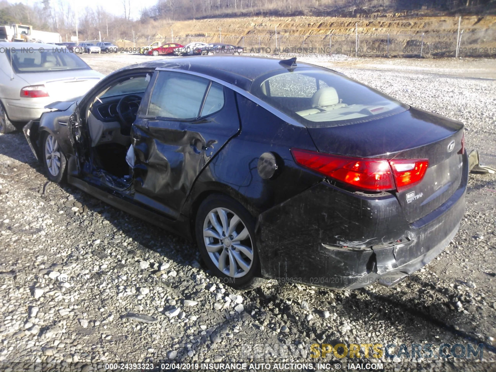 3 Photograph of a damaged car 2T1BURHE8KC154417 TOYOTA COROLLA 2019