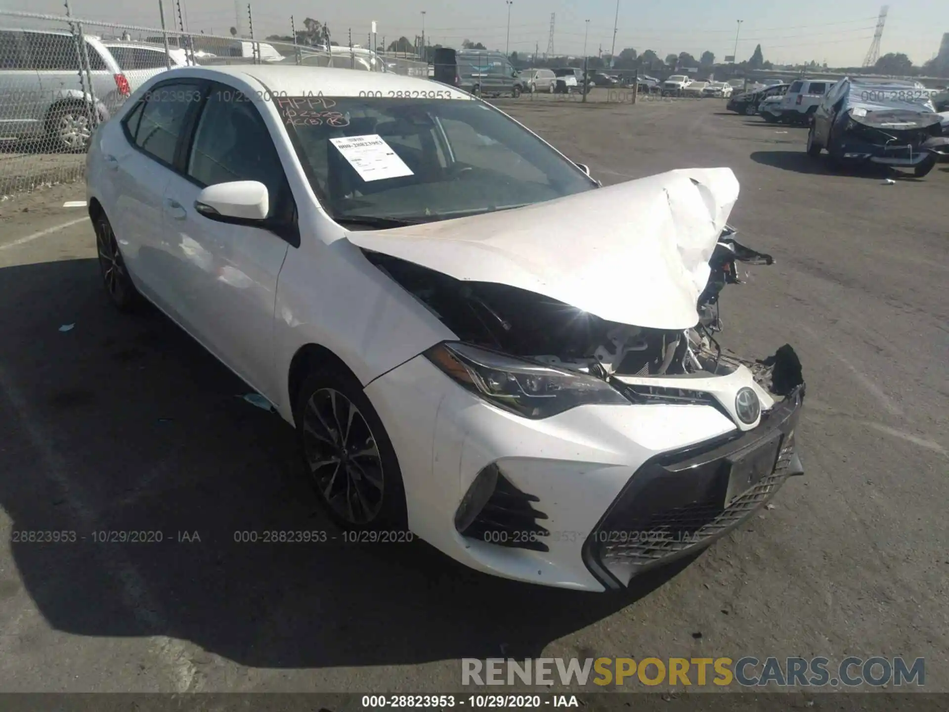 1 Photograph of a damaged car 2T1BURHE8KC157043 TOYOTA COROLLA 2019