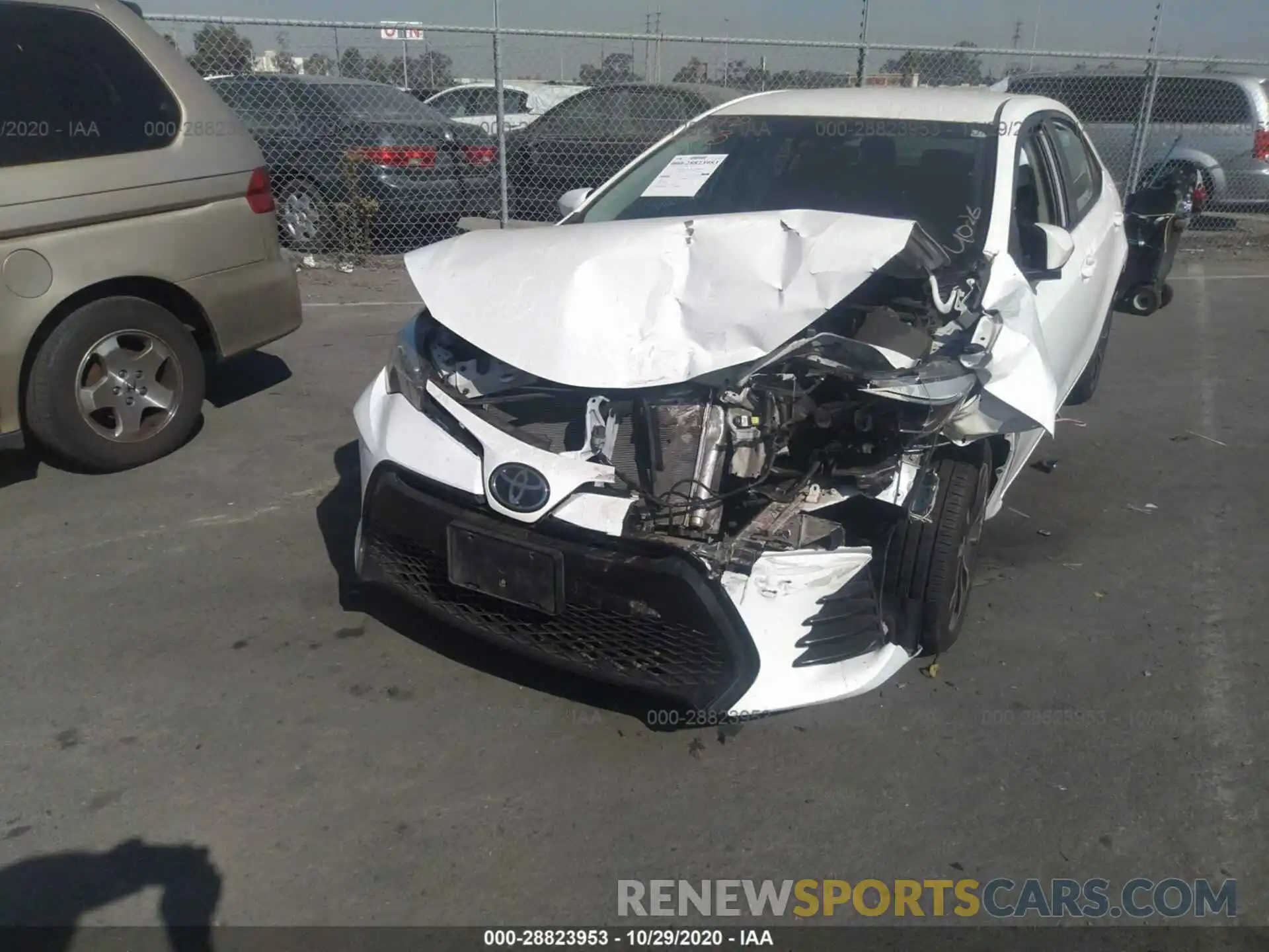 6 Photograph of a damaged car 2T1BURHE8KC157043 TOYOTA COROLLA 2019