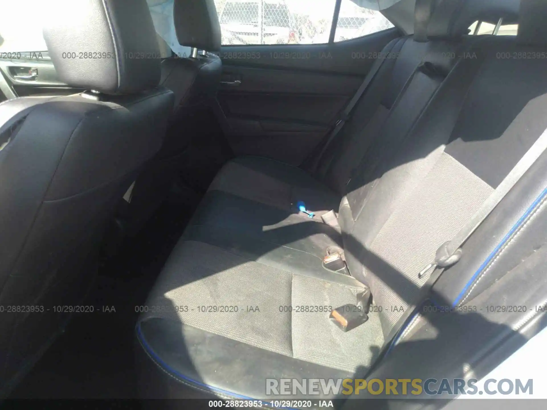 8 Photograph of a damaged car 2T1BURHE8KC157043 TOYOTA COROLLA 2019