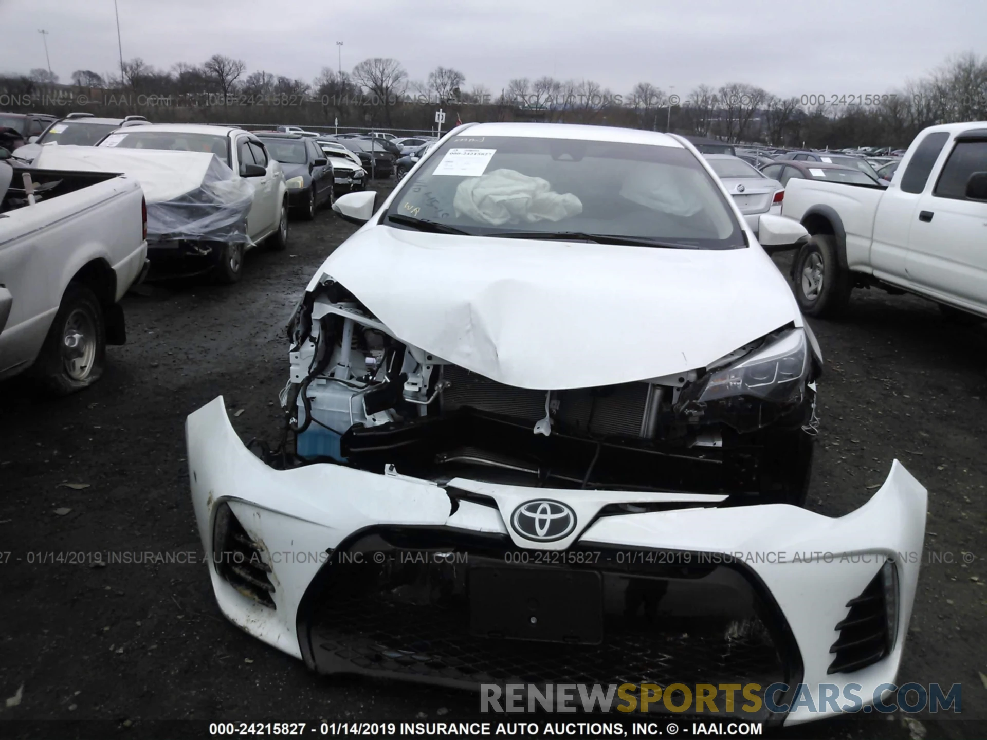 6 Photograph of a damaged car 2T1BURHE8KC157754 TOYOTA COROLLA 2019