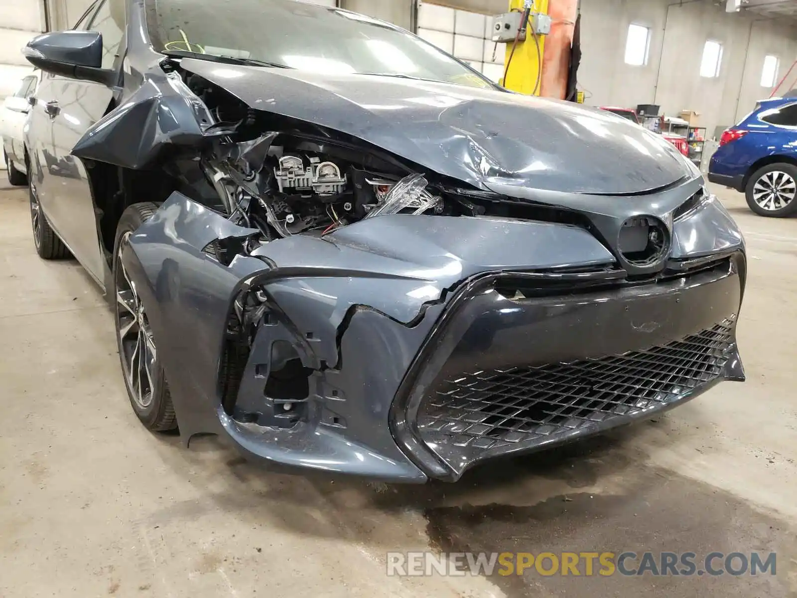 9 Photograph of a damaged car 2T1BURHE8KC157964 TOYOTA COROLLA 2019