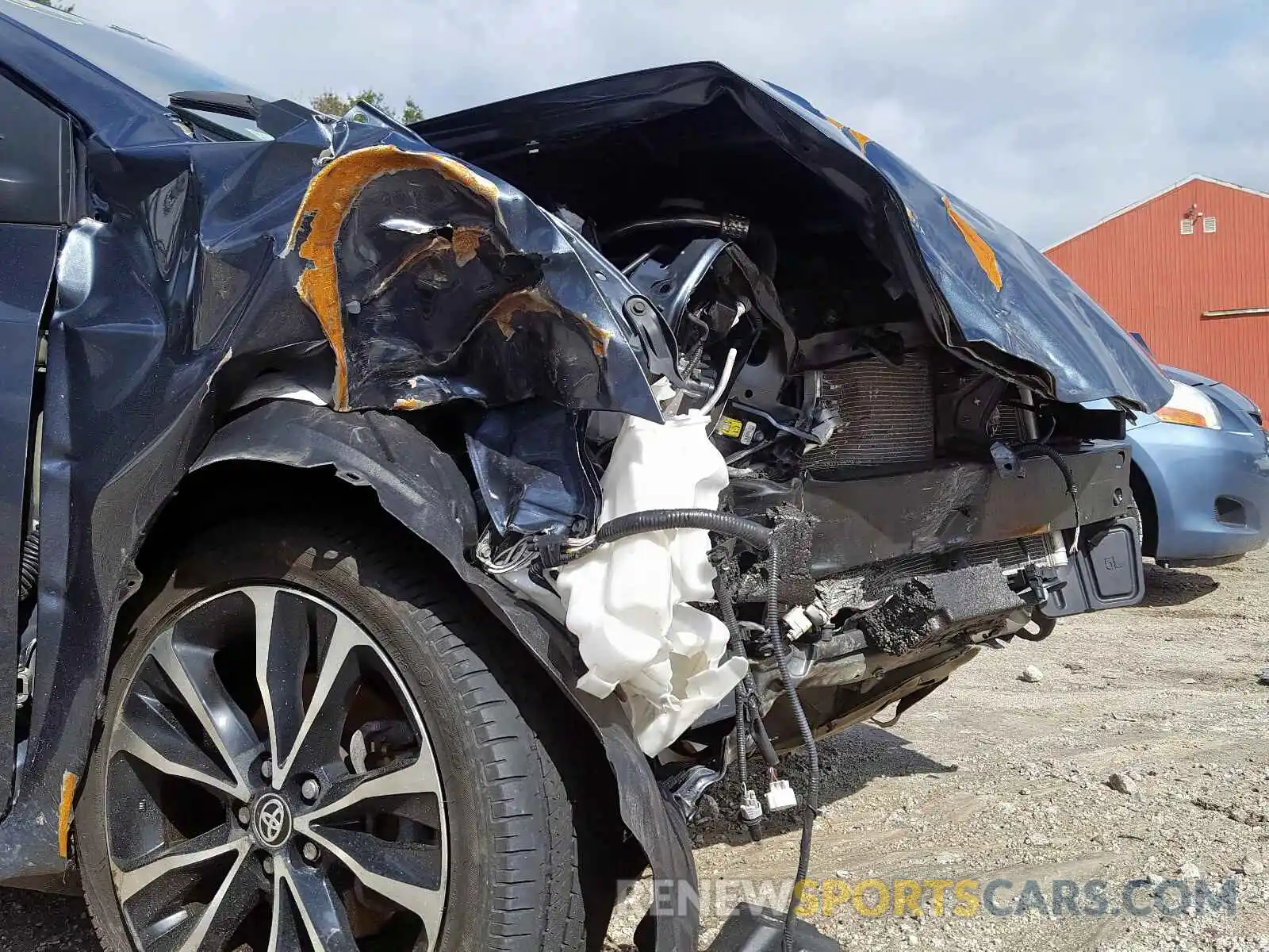 9 Photograph of a damaged car 2T1BURHE8KC158001 TOYOTA COROLLA 2019