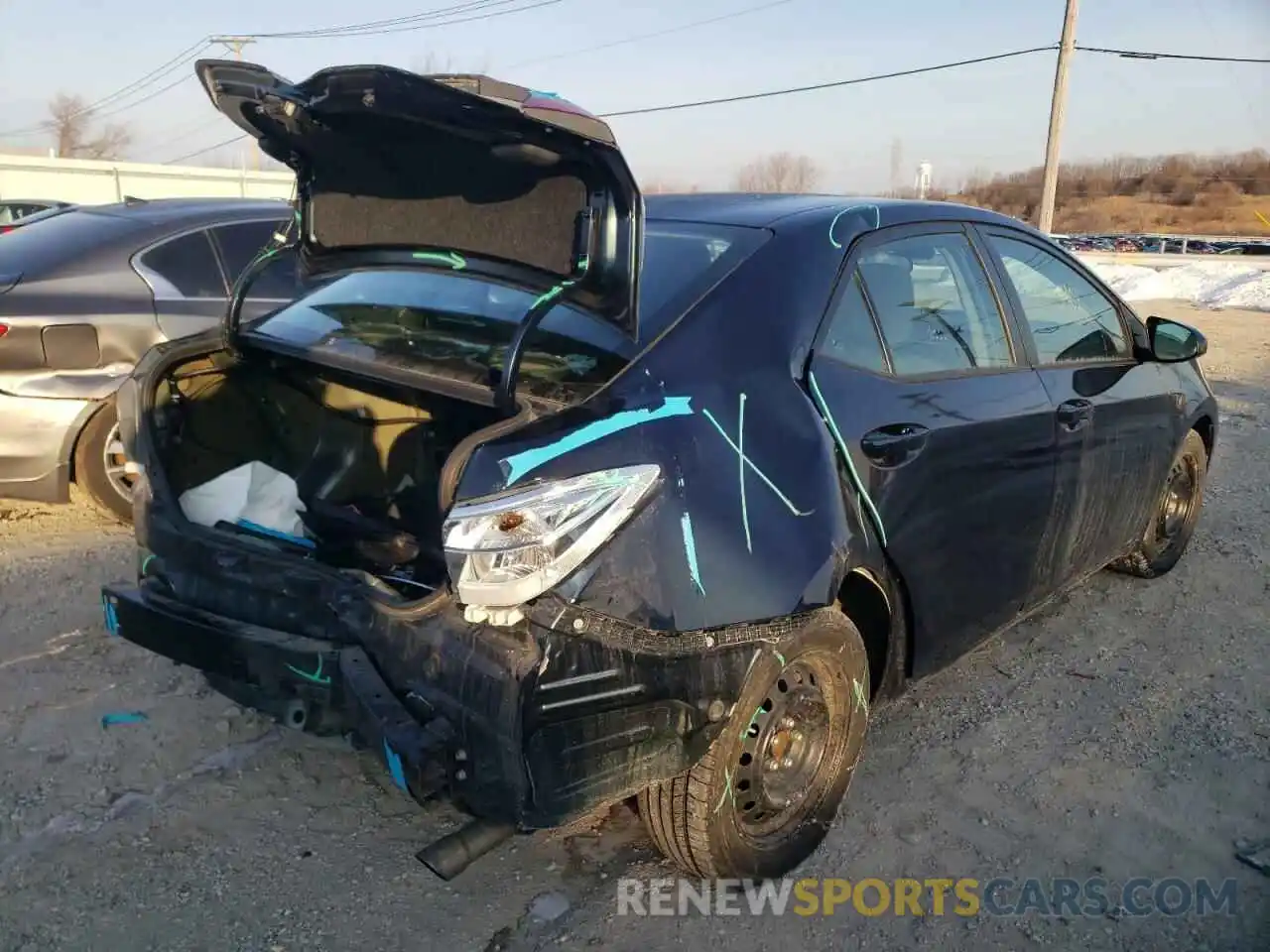 4 Photograph of a damaged car 2T1BURHE8KC158497 TOYOTA COROLLA 2019